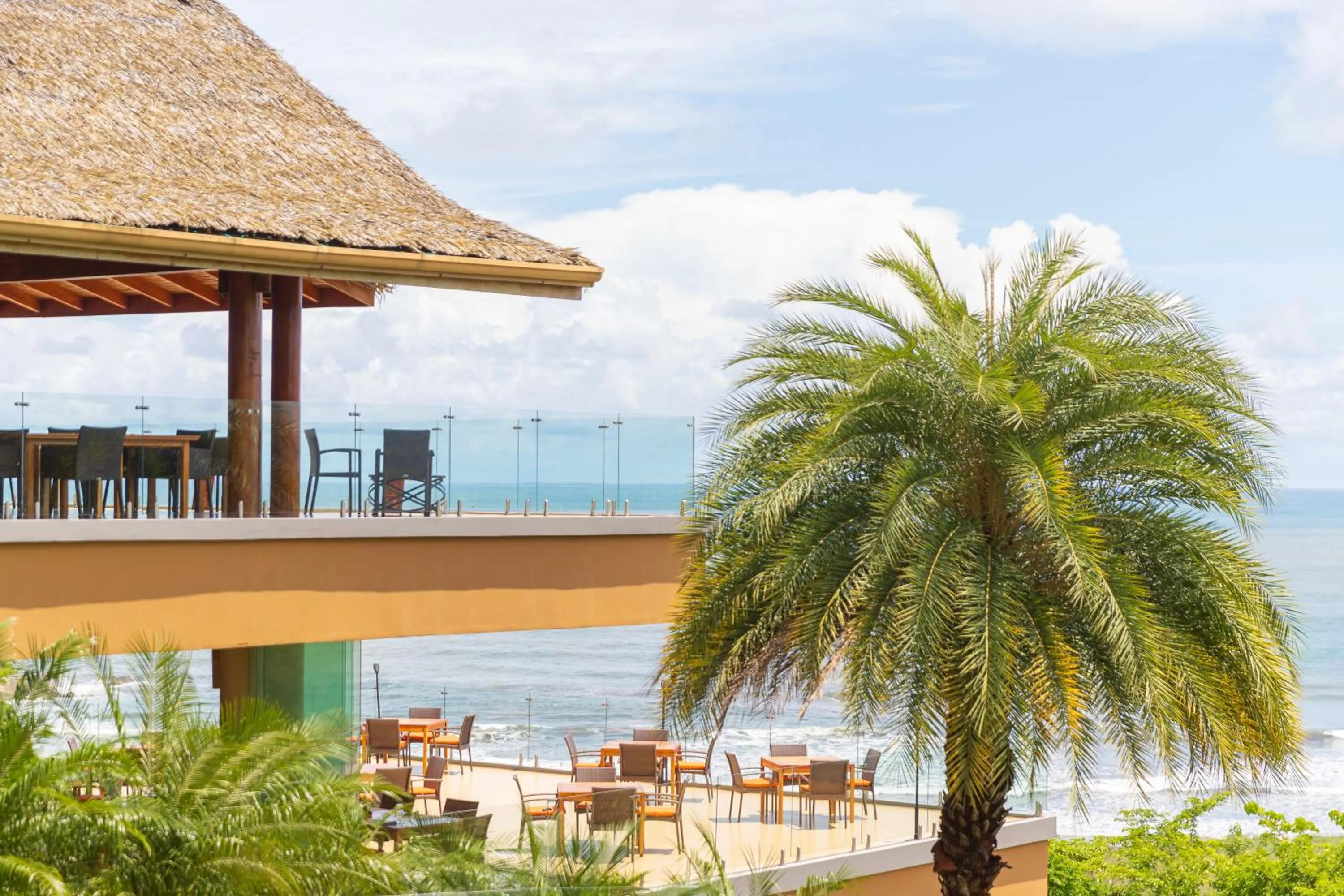 Restaurant/places to eat in Hotel Boutique Lagarta Lodge