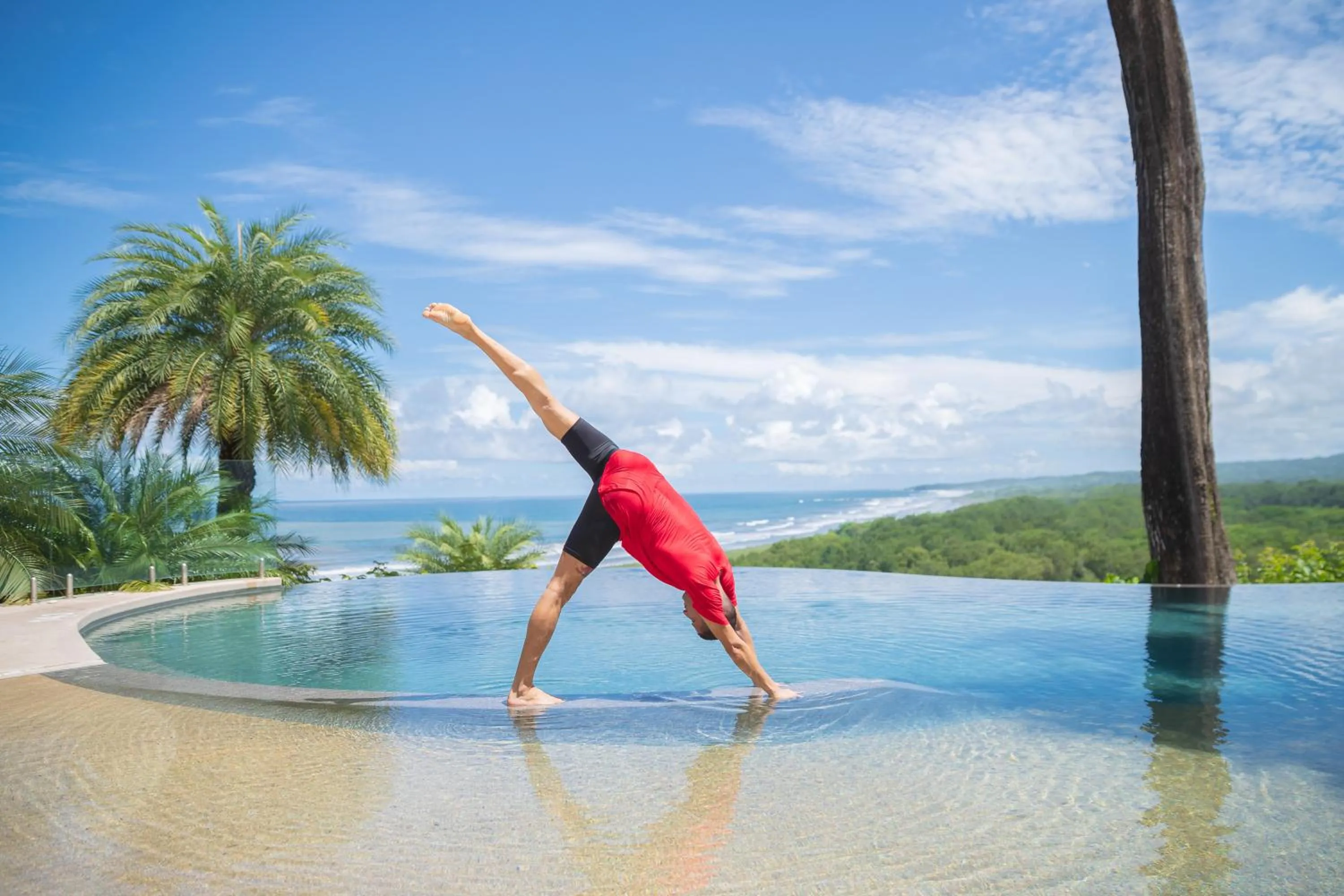 Swimming pool in Hotel Boutique Lagarta Lodge