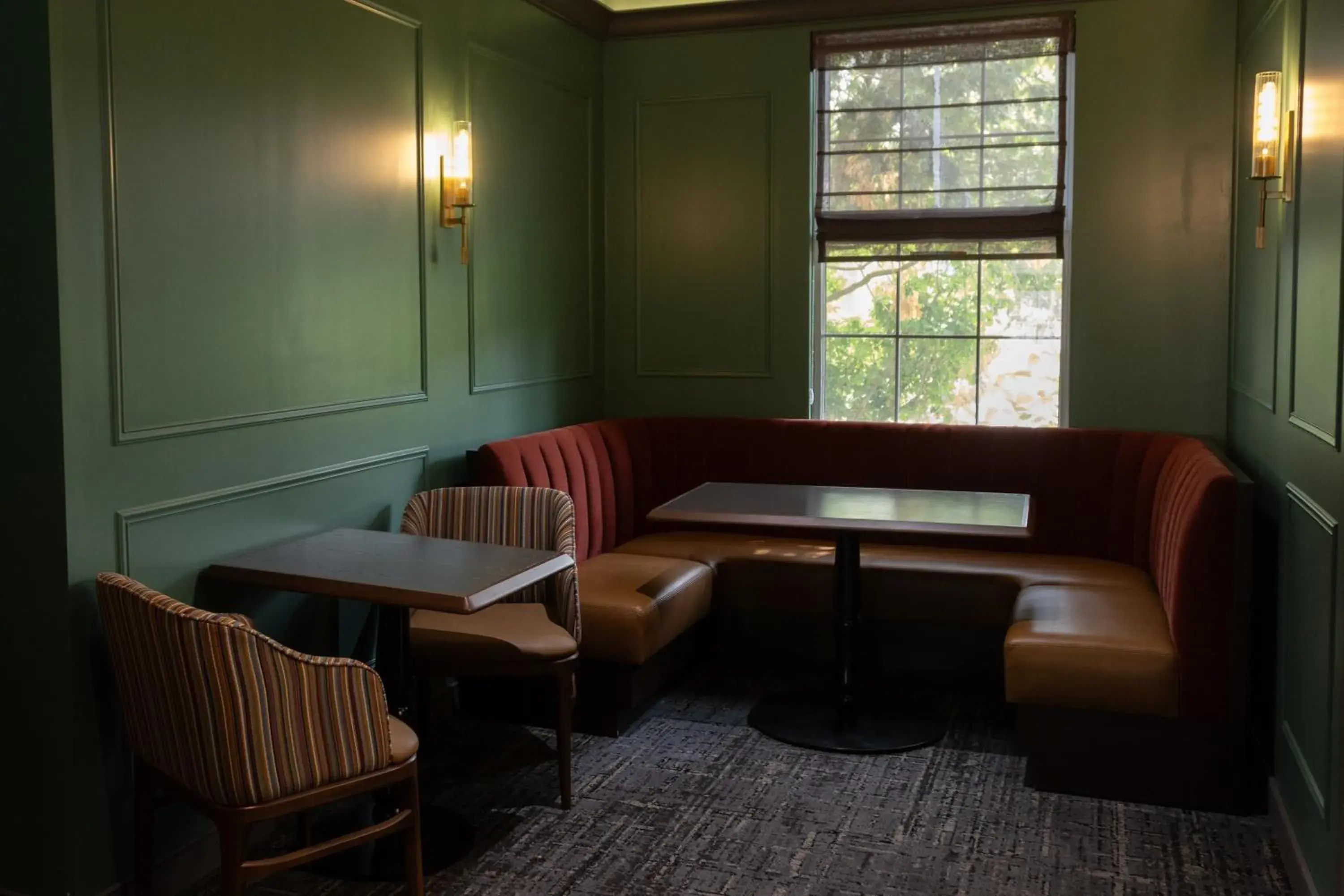 Restaurant/places to eat in La Tourelle Inn & Spa Restaurant/places to eat in La Tourelle Inn & Spa