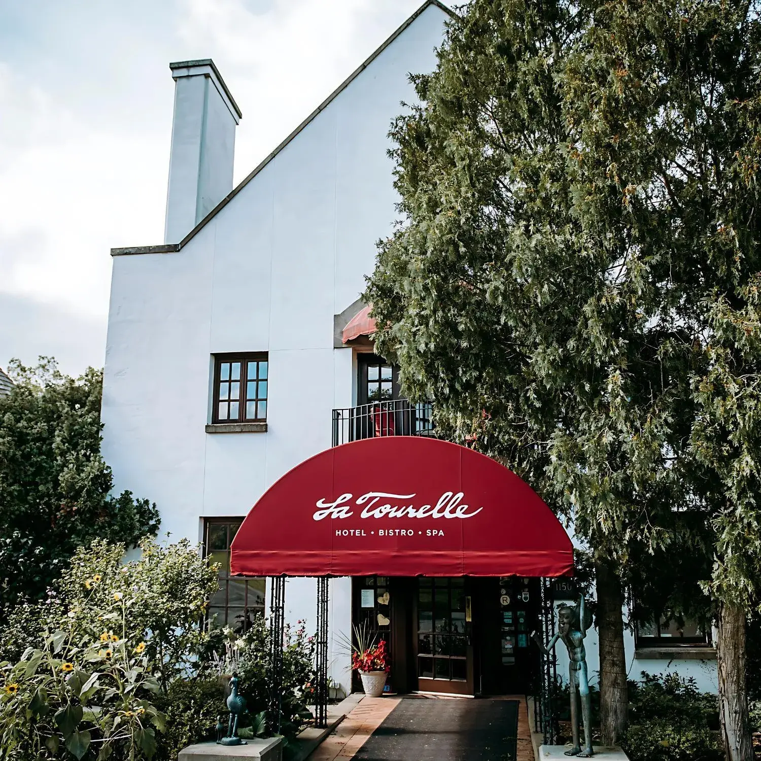 Property building in La Tourelle Inn & Spa Property building in La Tourelle Inn & Spa