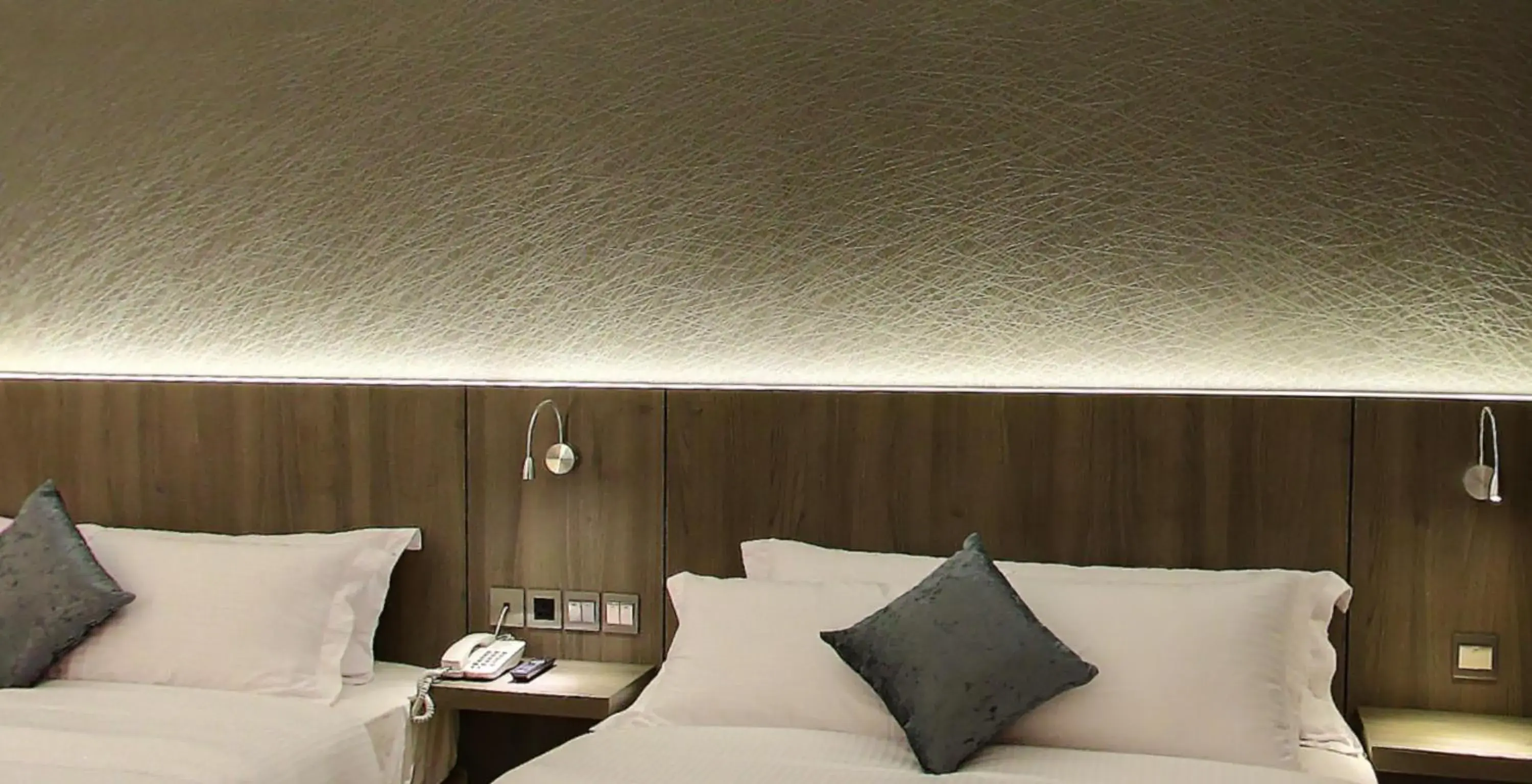 Bed in Flora by Crossroads Hotel Bed in Flora by Crossroads Hotel