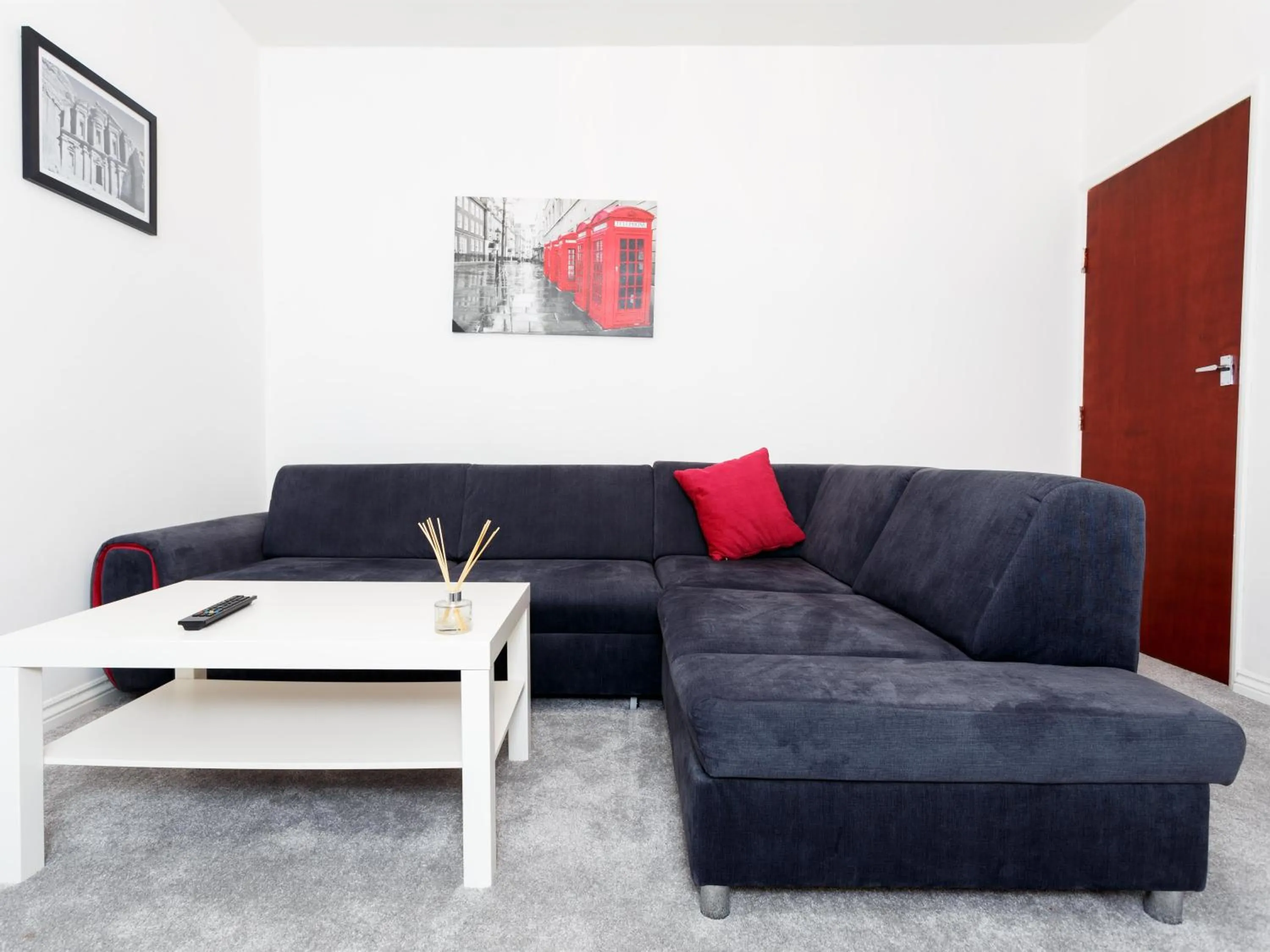 Living room in Ruth Apartments