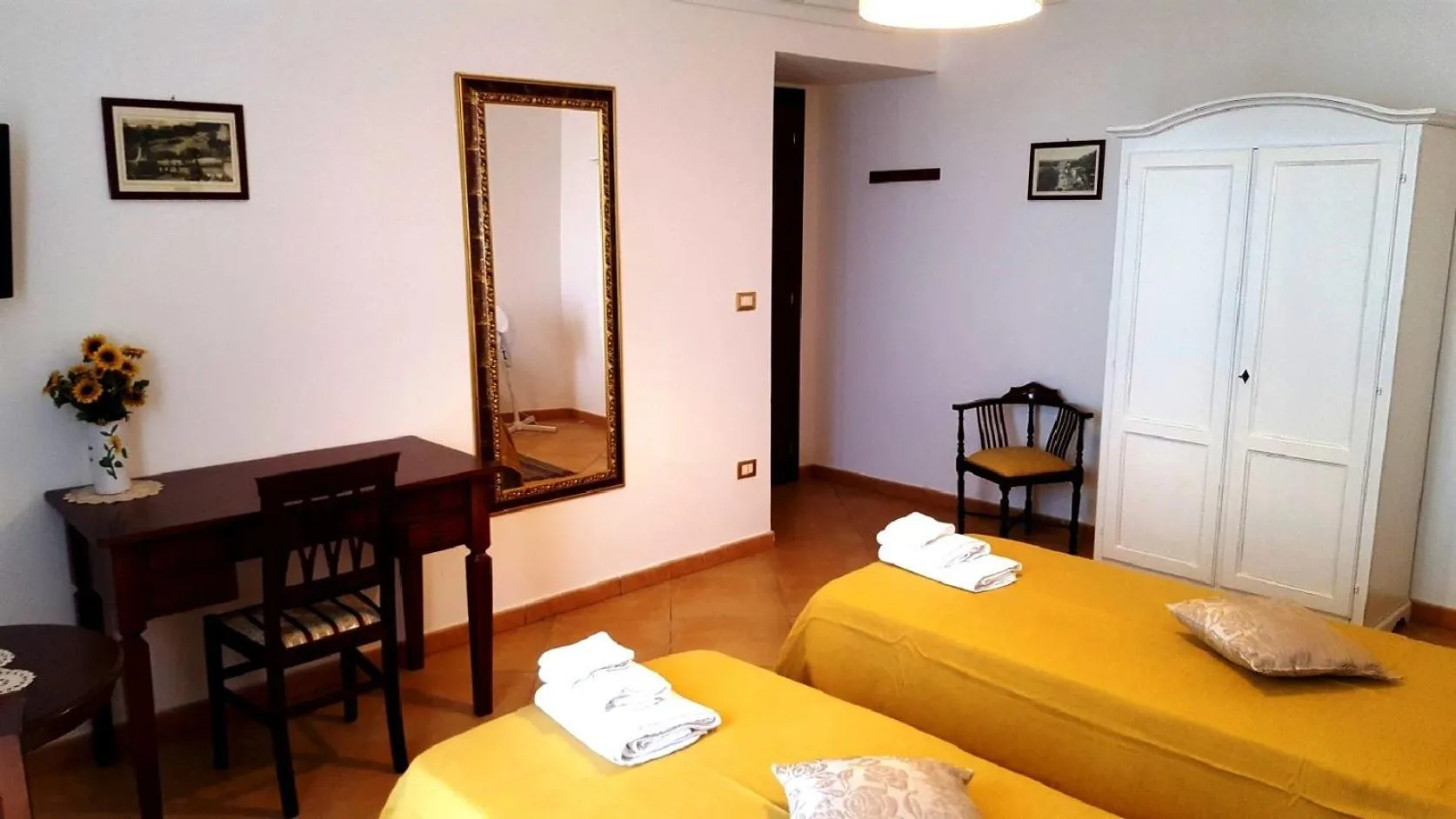 Bed in Palazzo Zimatore Residenza D'Epoca