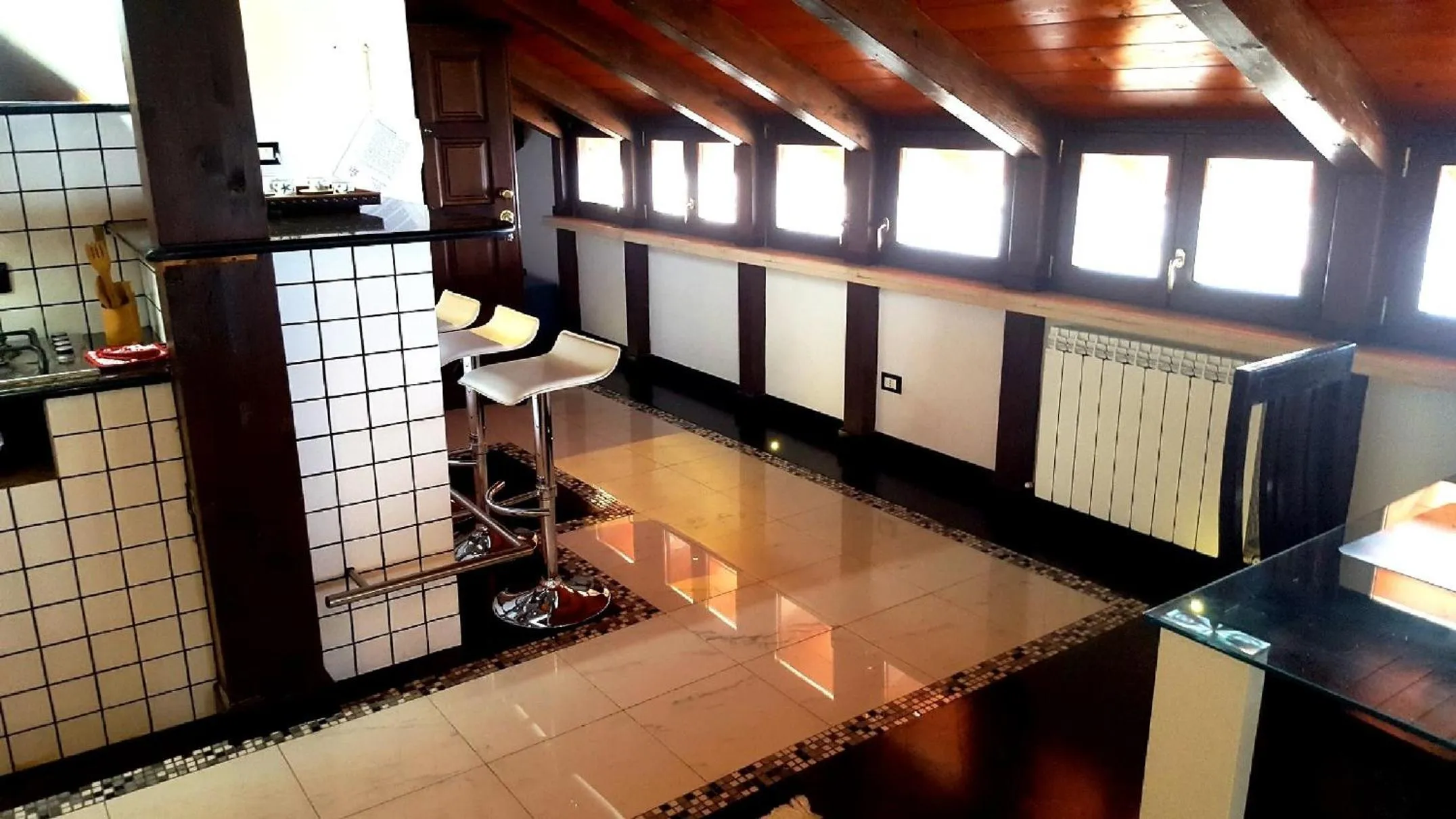 Kitchen or kitchenette in Palazzo Zimatore Residenza D'Epoca