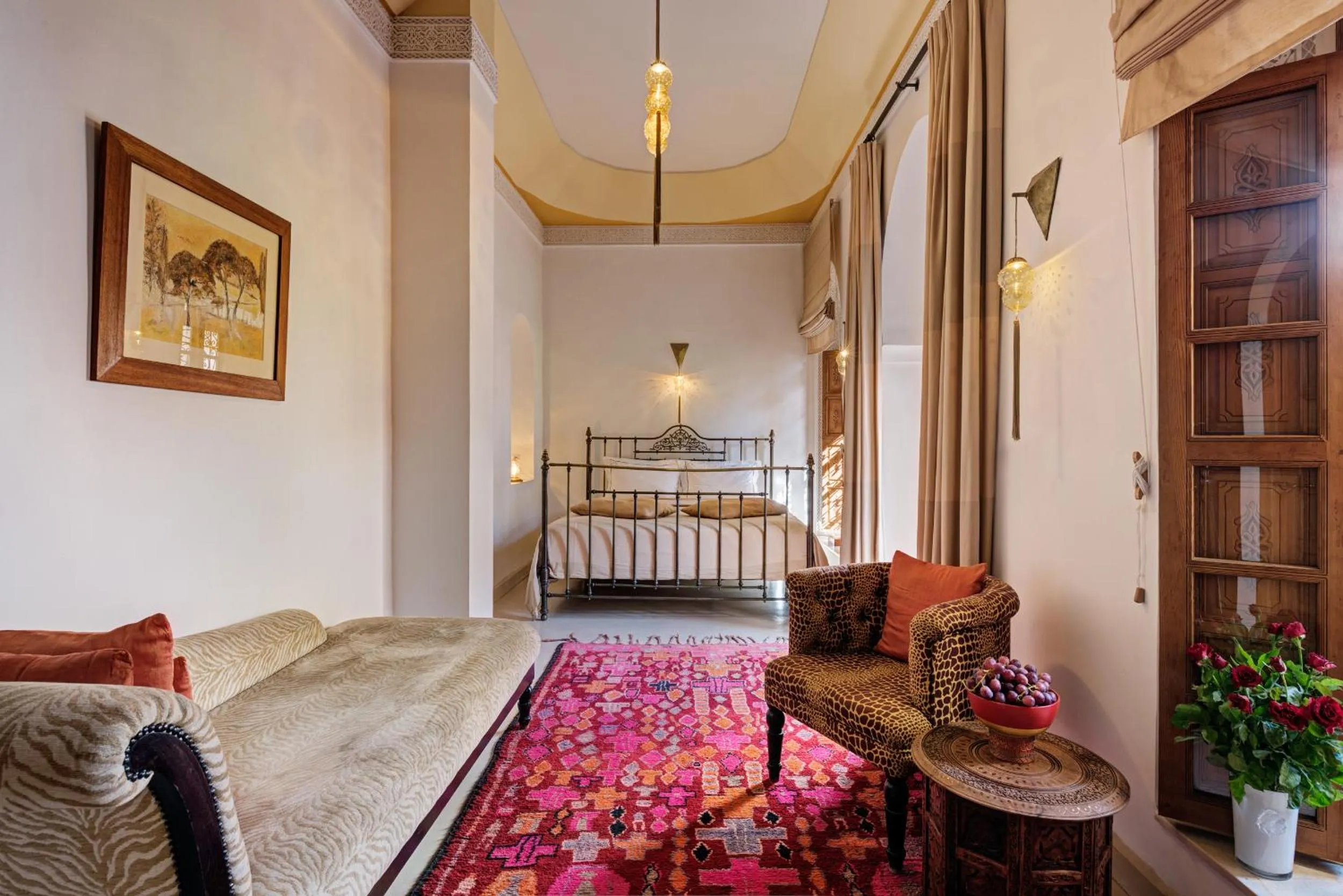 Photo of the whole room, Bed in Riad Siwan