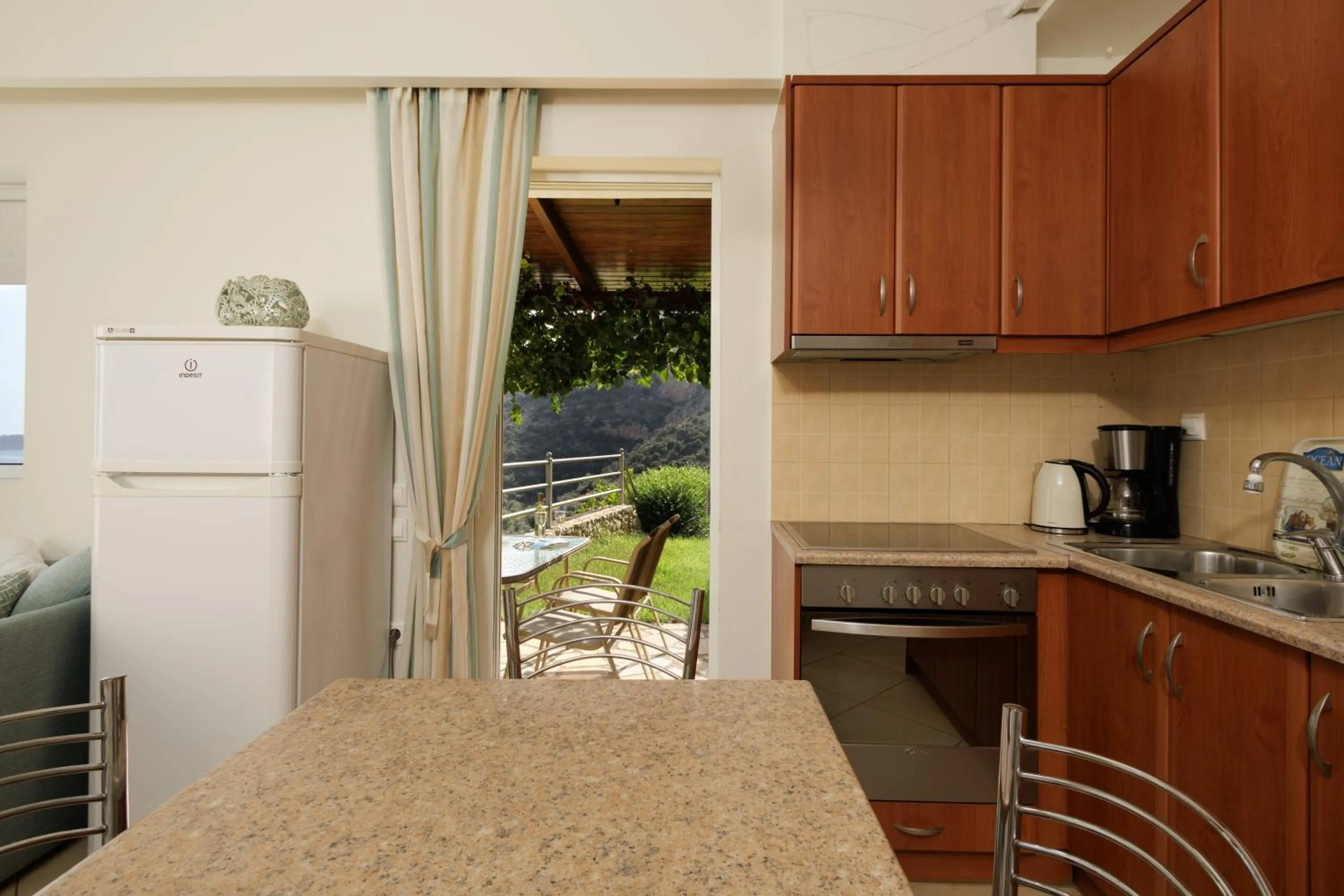 Coffee/tea facilities in Blue Horizon Suites
