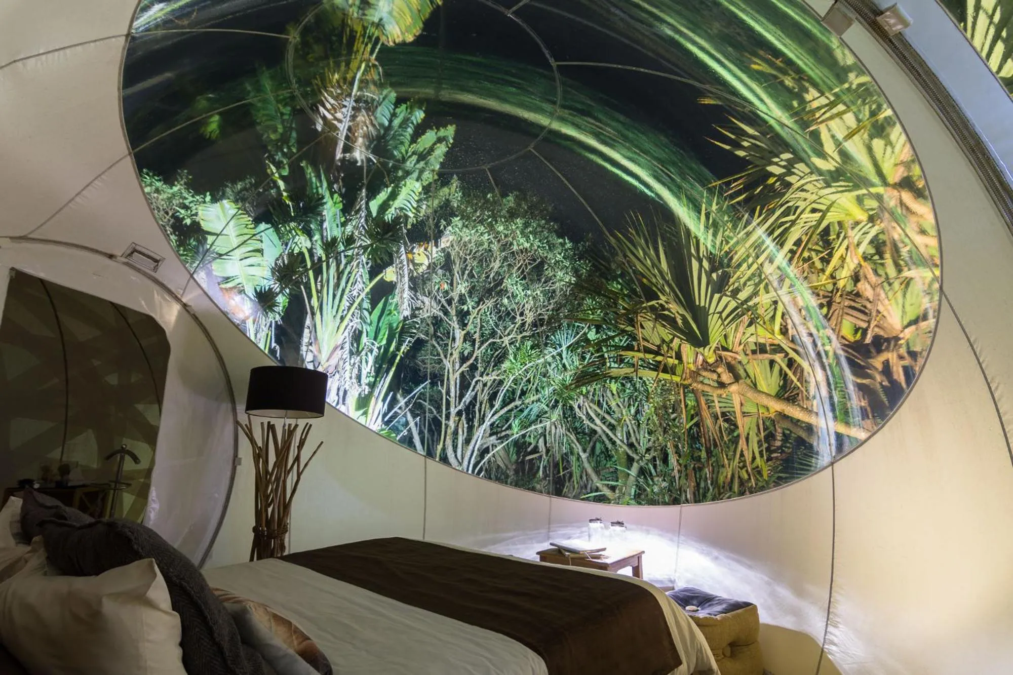 Bedroom in Bubble Lodge Bois Chéri Plantation