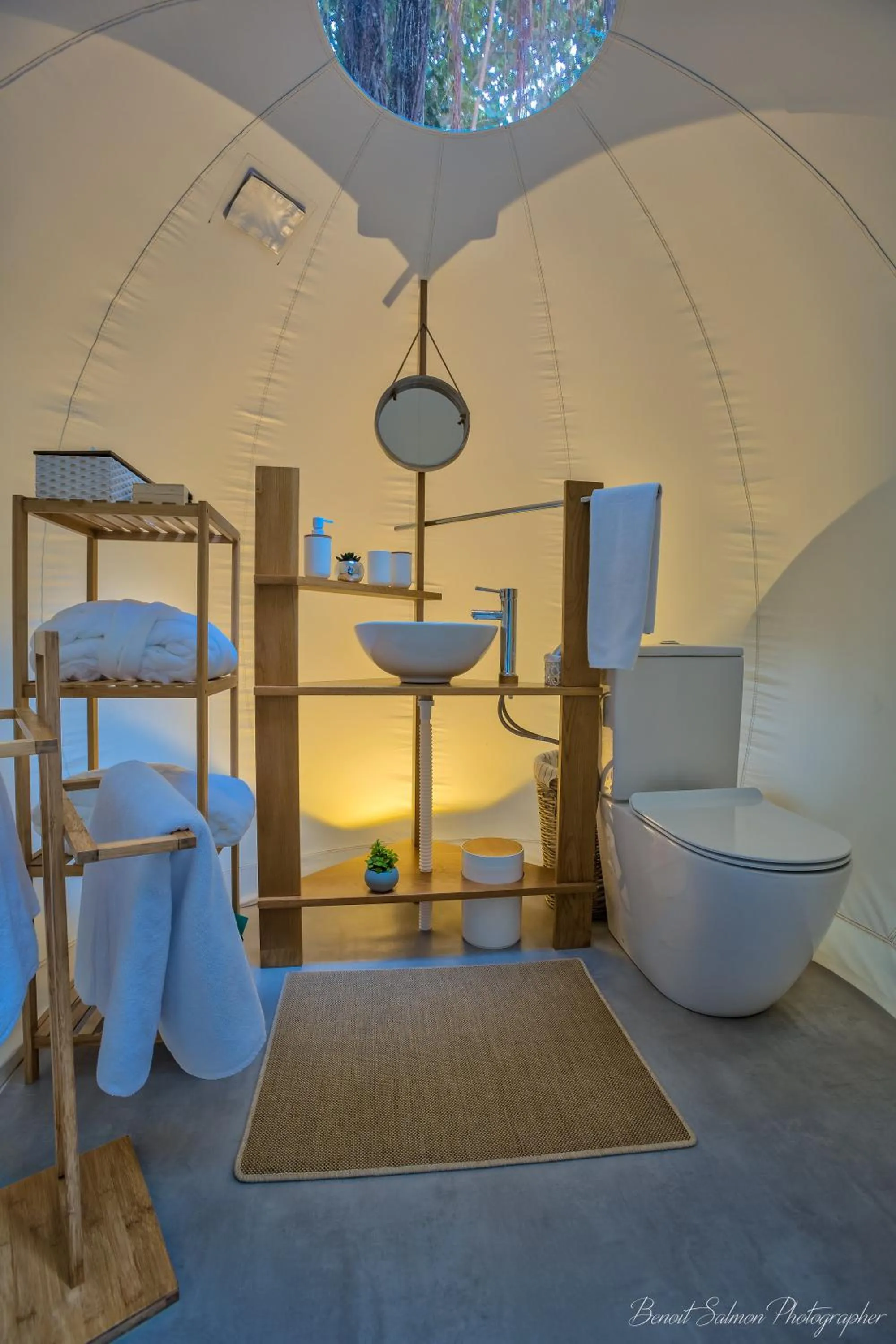 Bathroom, Bed in Bubble Lodge Bois Chéri Plantation