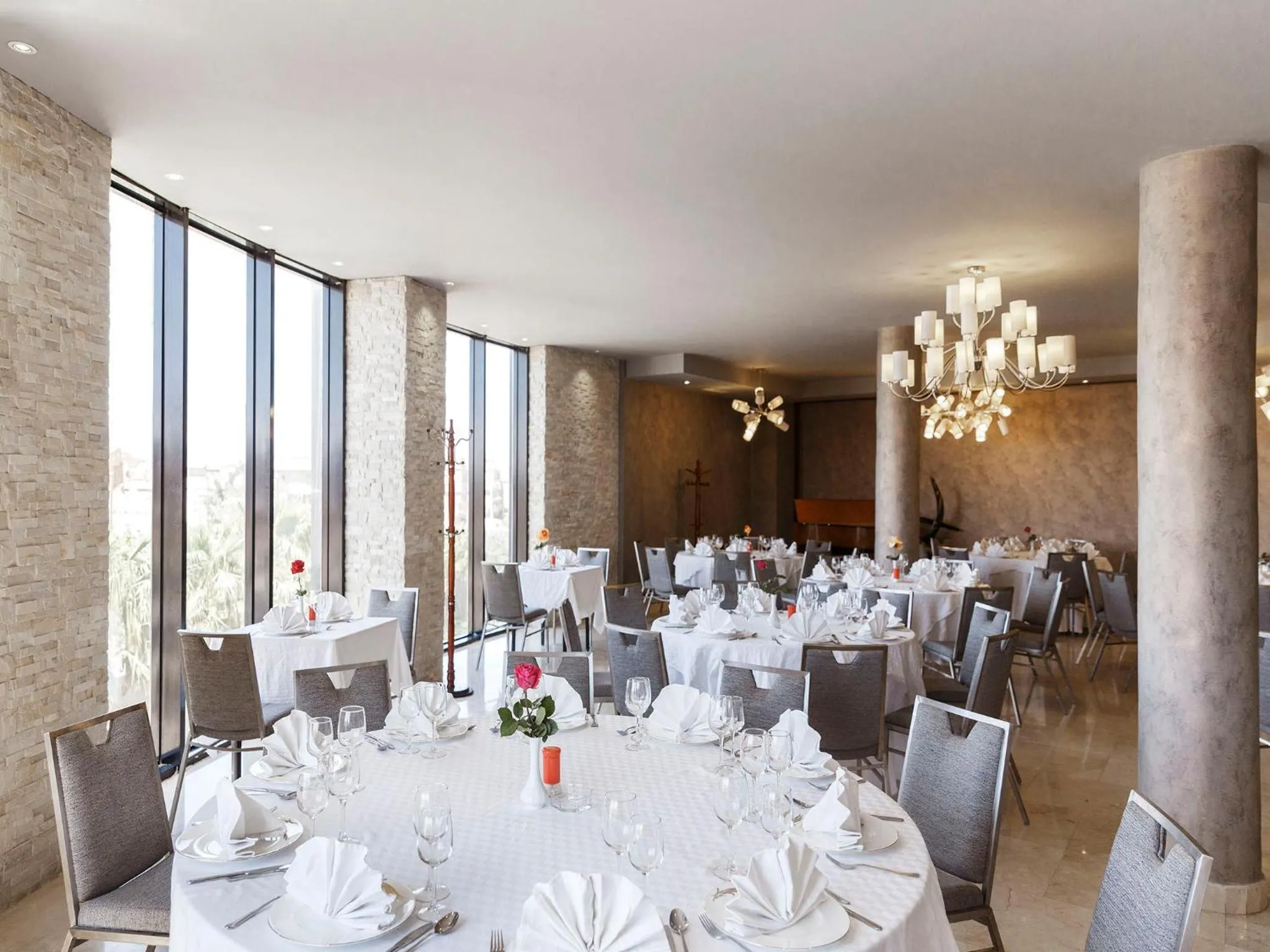 Restaurant/places to eat in Hotel Eden Bel Abbes