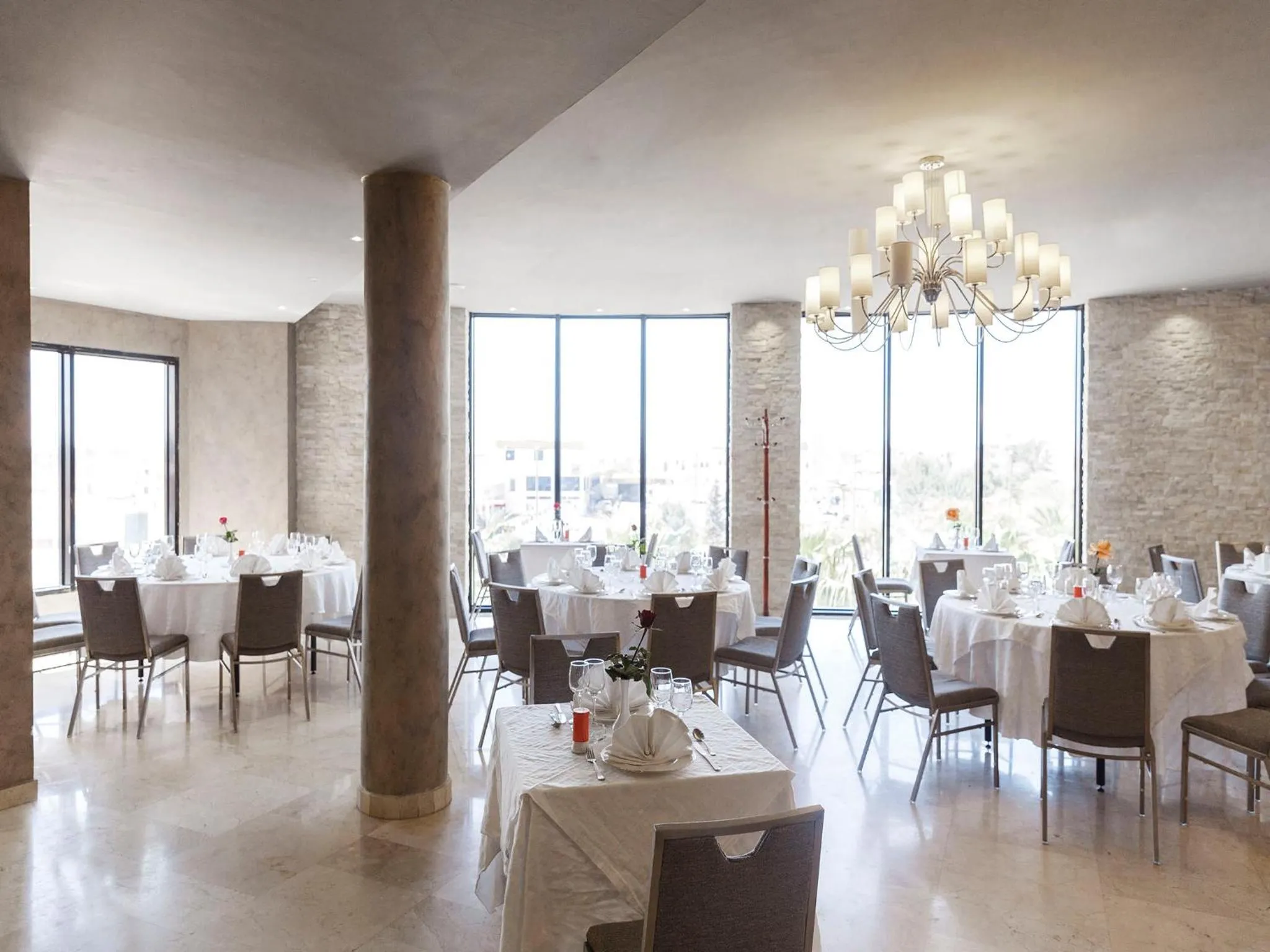 Restaurant/places to eat in Hotel Eden Bel Abbes