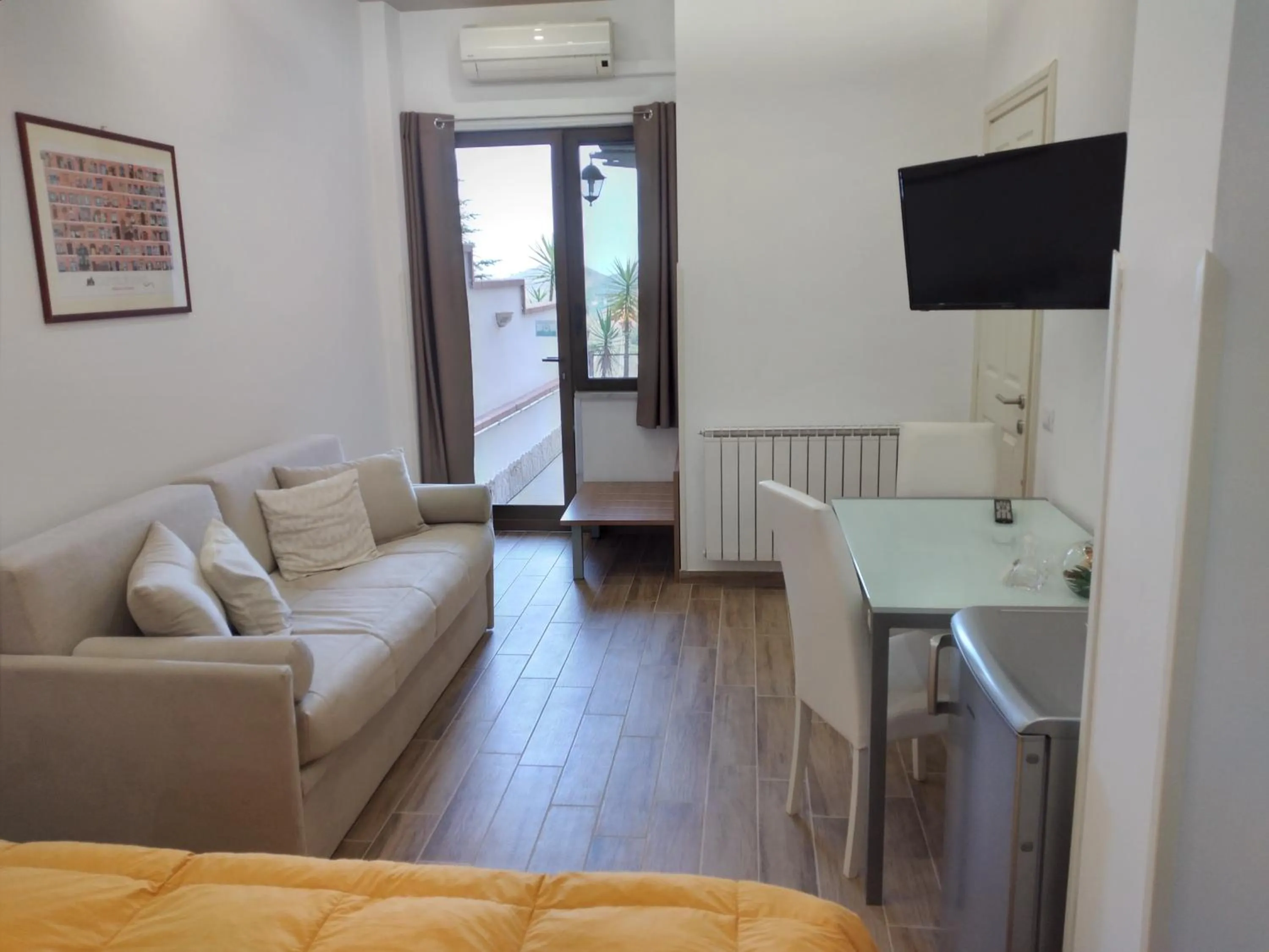 Living room in B&B Villa Letizia