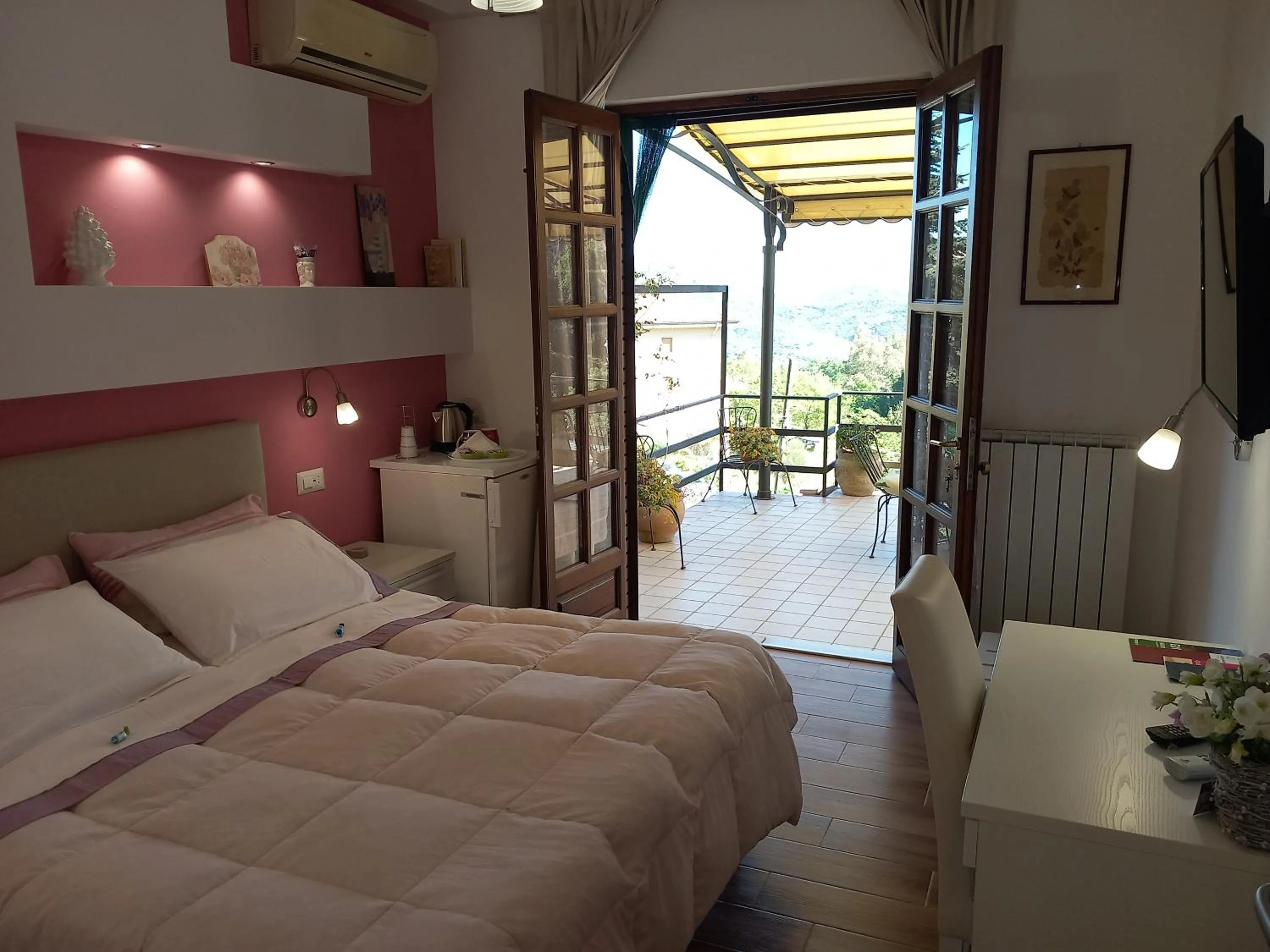 Photo of the whole room, Bed in B&B Villa Letizia