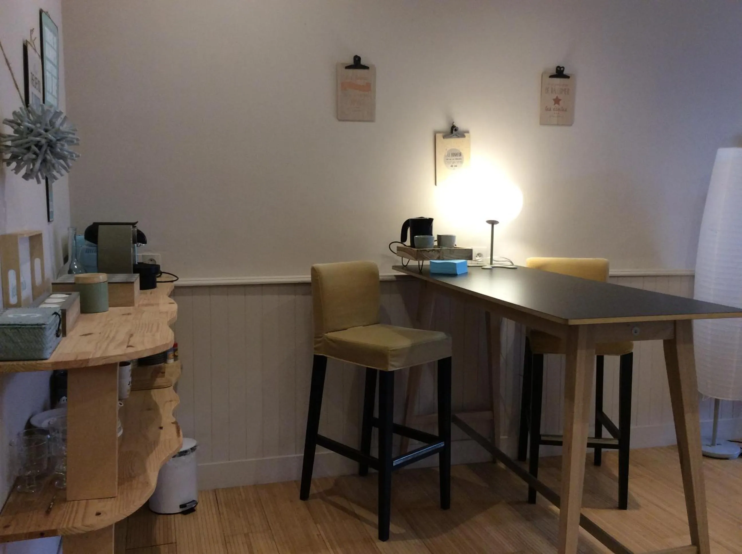 Dining area in Kosy Suite