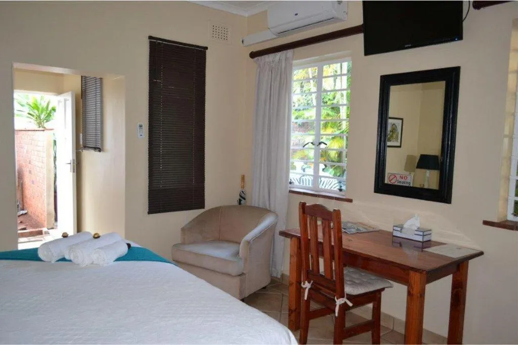 Bedroom, Bed in Hunters B&B