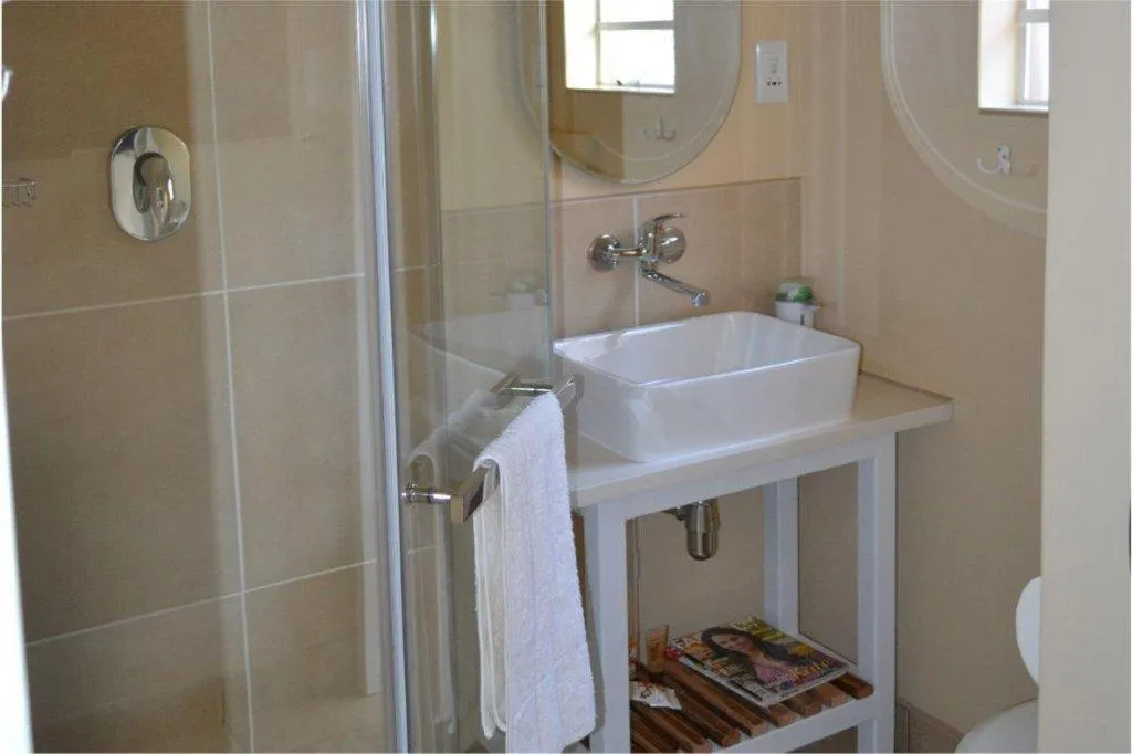 Bathroom in Hunters B&B