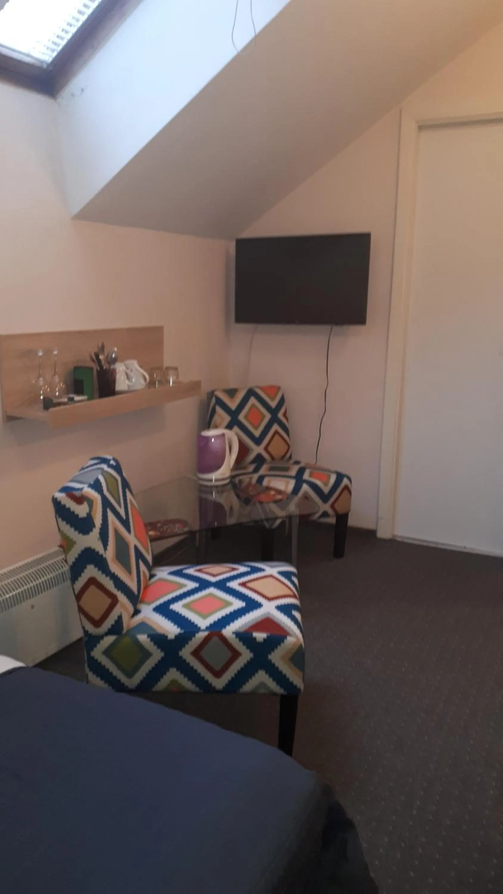 Seating area in Valentina's Rooms