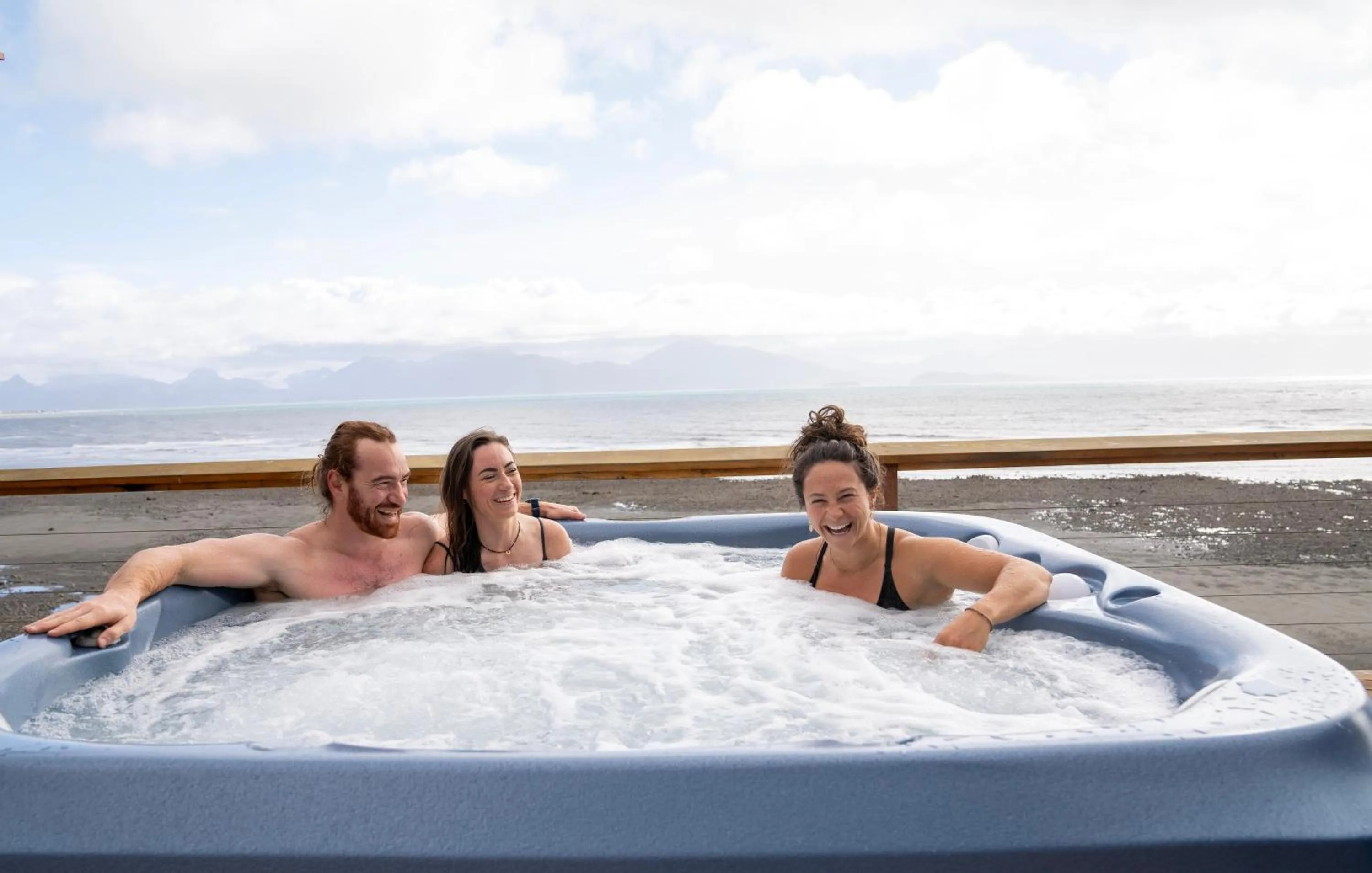 Hot Tub in Homer Inn & Spa
