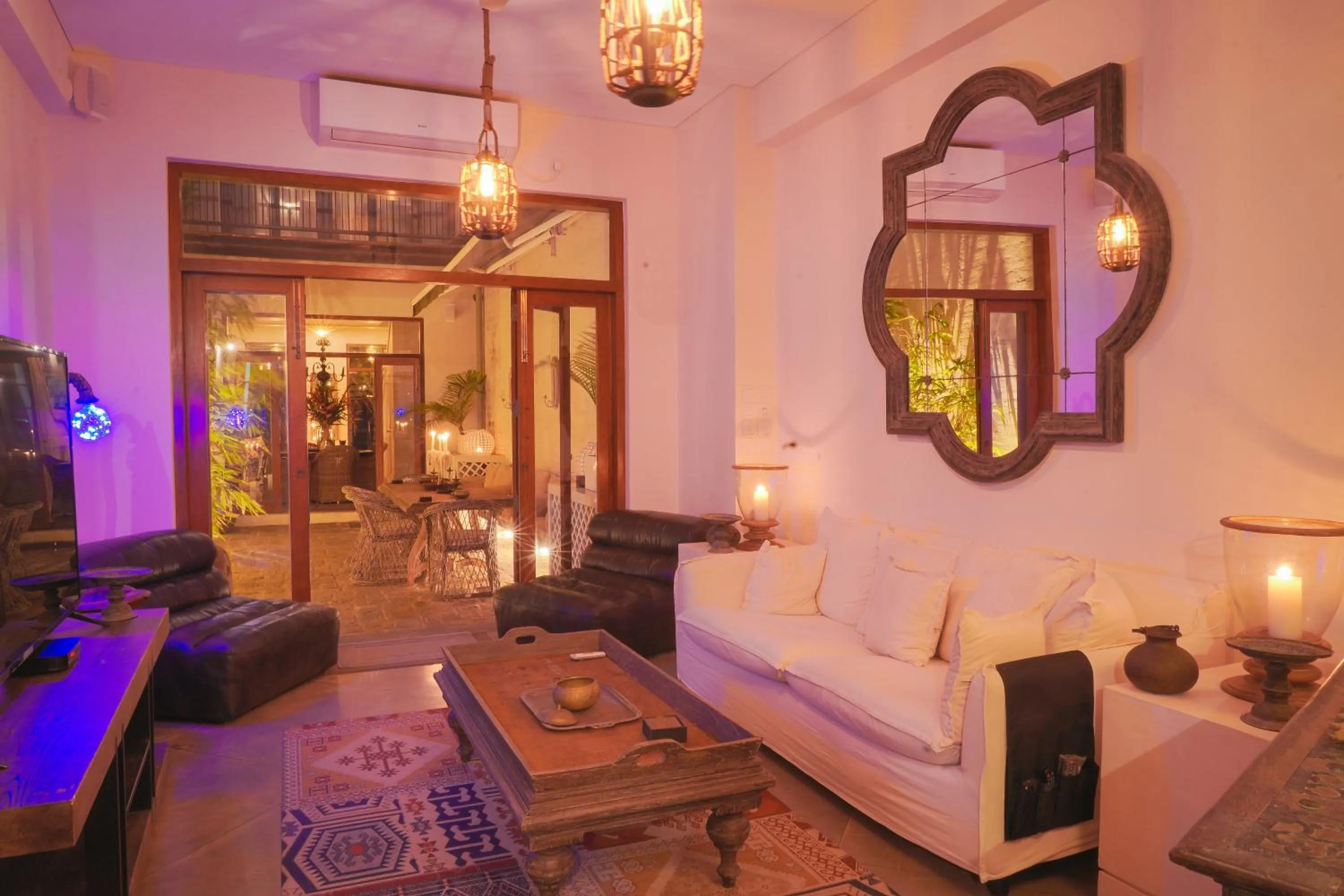 Communal lounge/ TV room in Church Street Townhouse