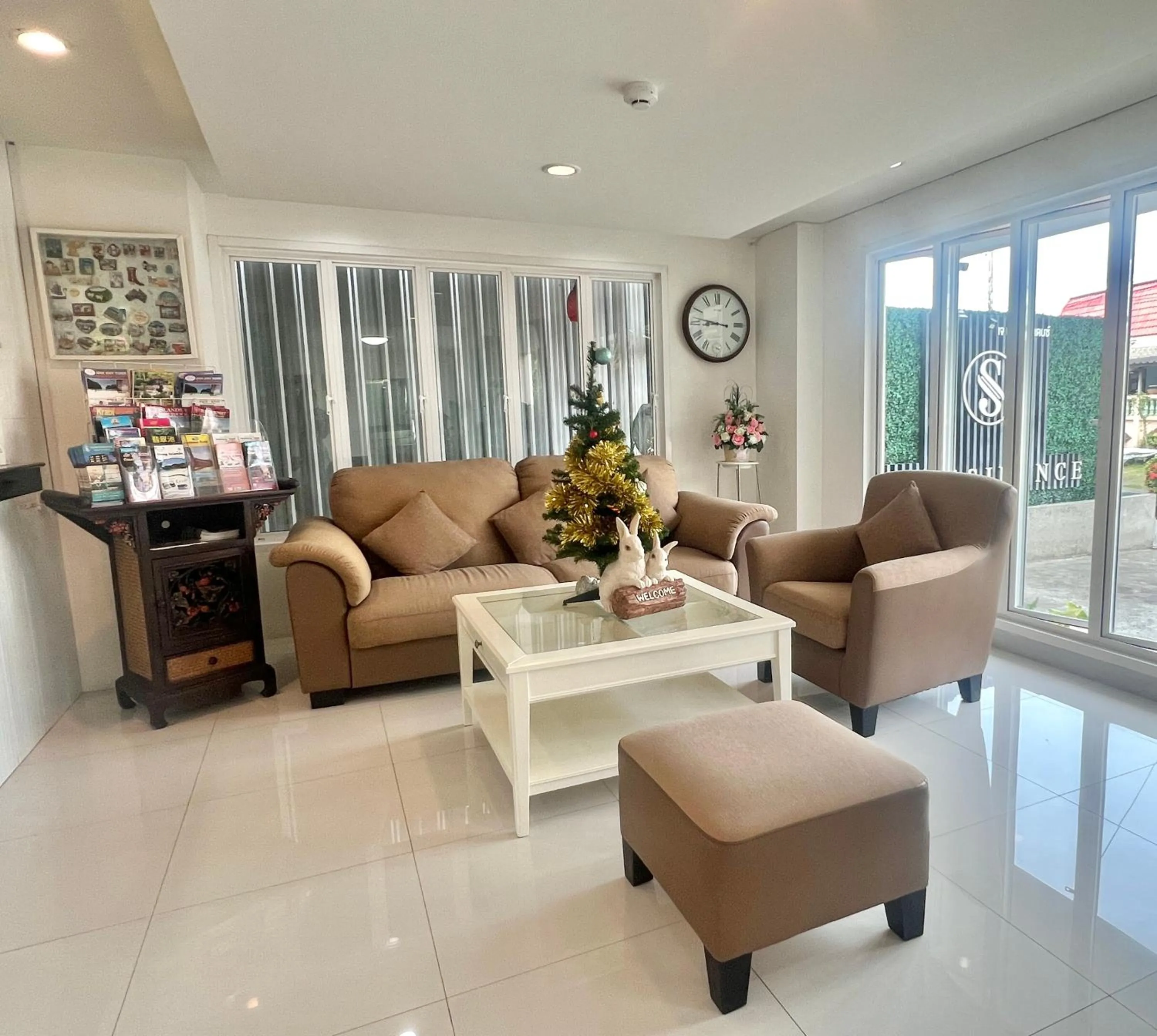 Lobby or reception in JS Residence Krabi