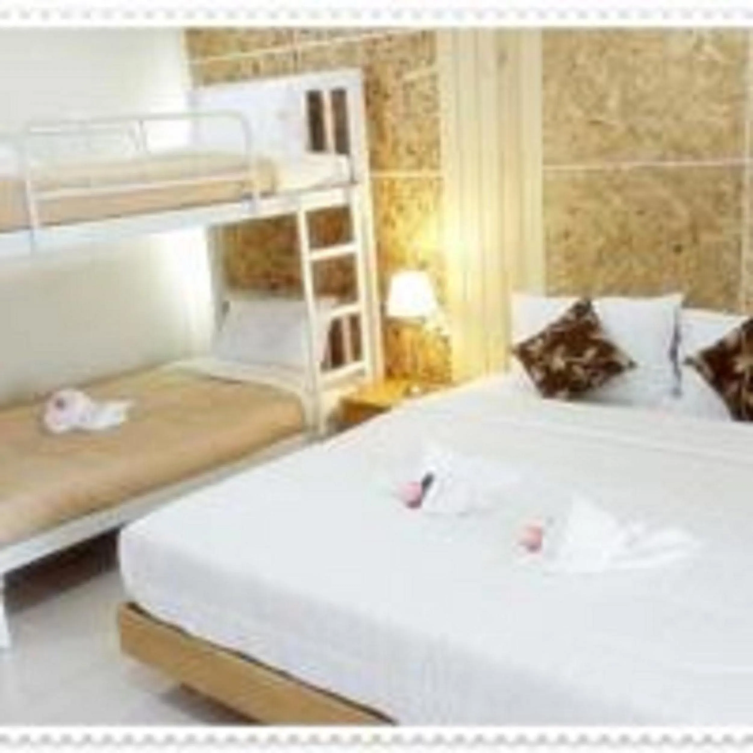 Photo of the whole room, Bed in JS Residence Krabi