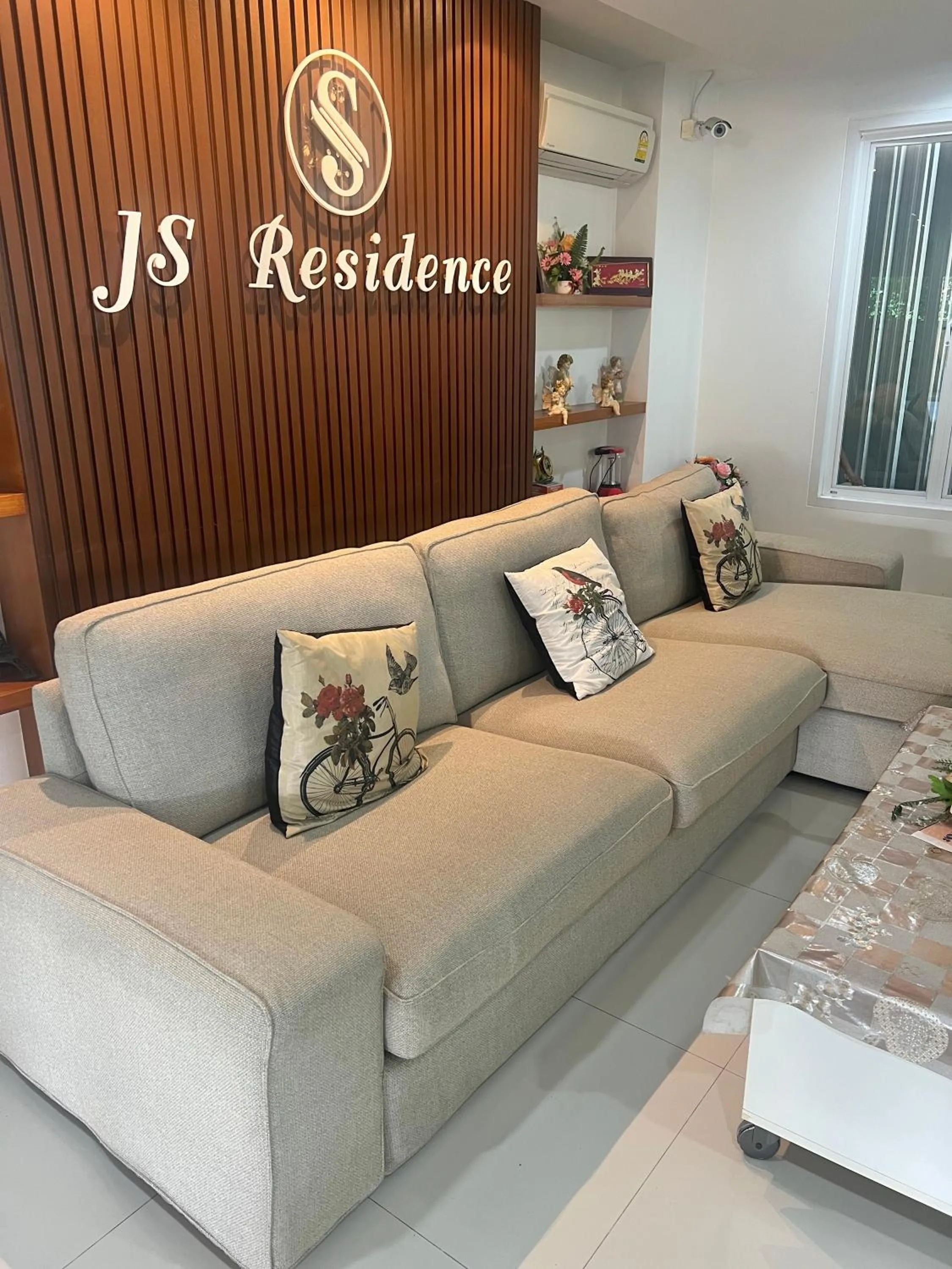 Lobby or reception in JS Residence Krabi