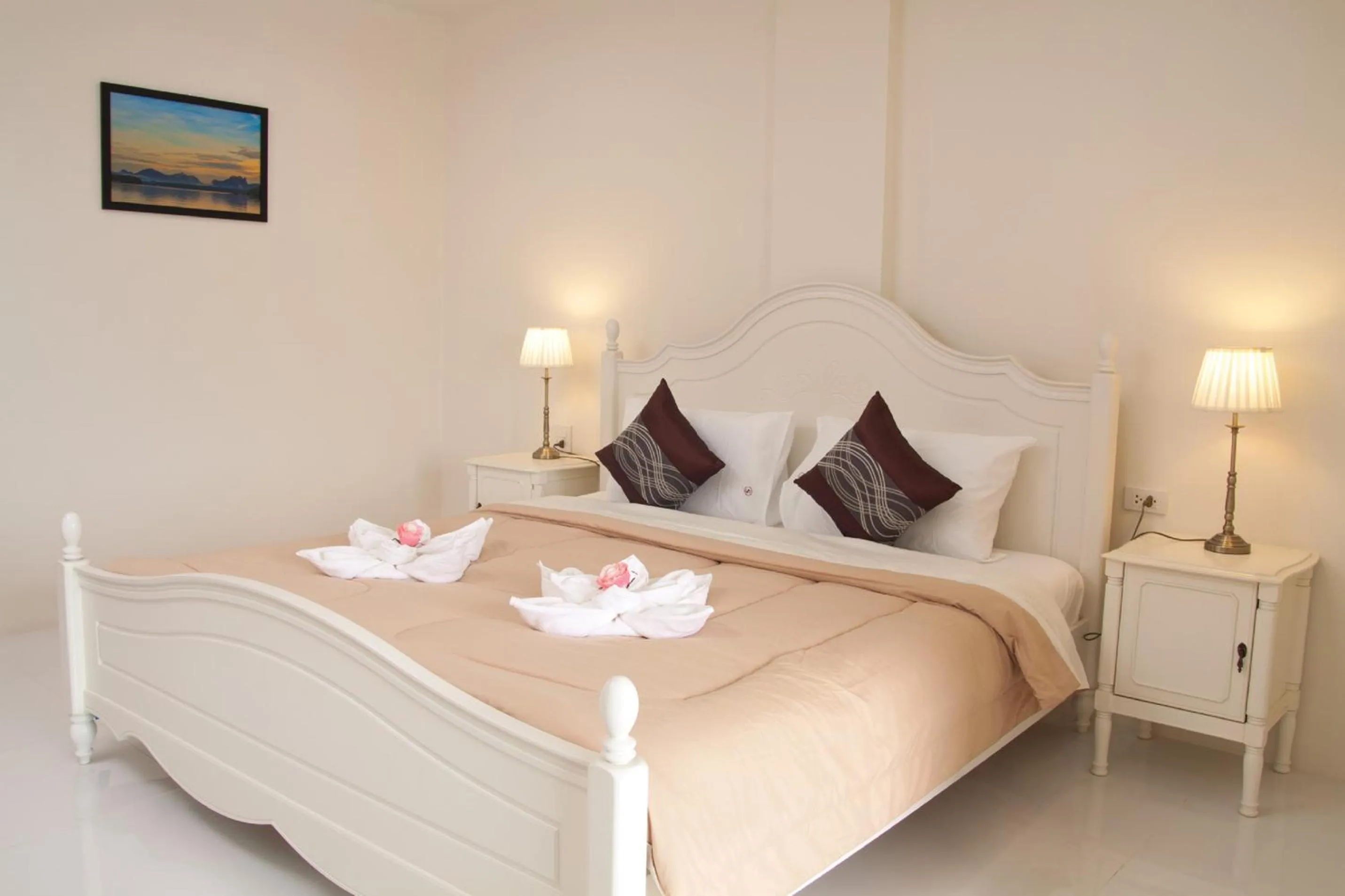 Photo of the whole room, Bed in JS Residence Krabi