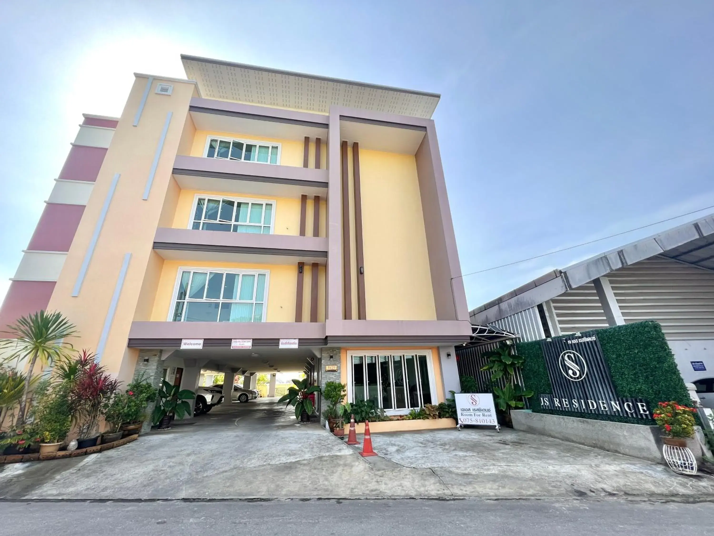 Property building in JS Residence Krabi Property building in JS Residence Krabi