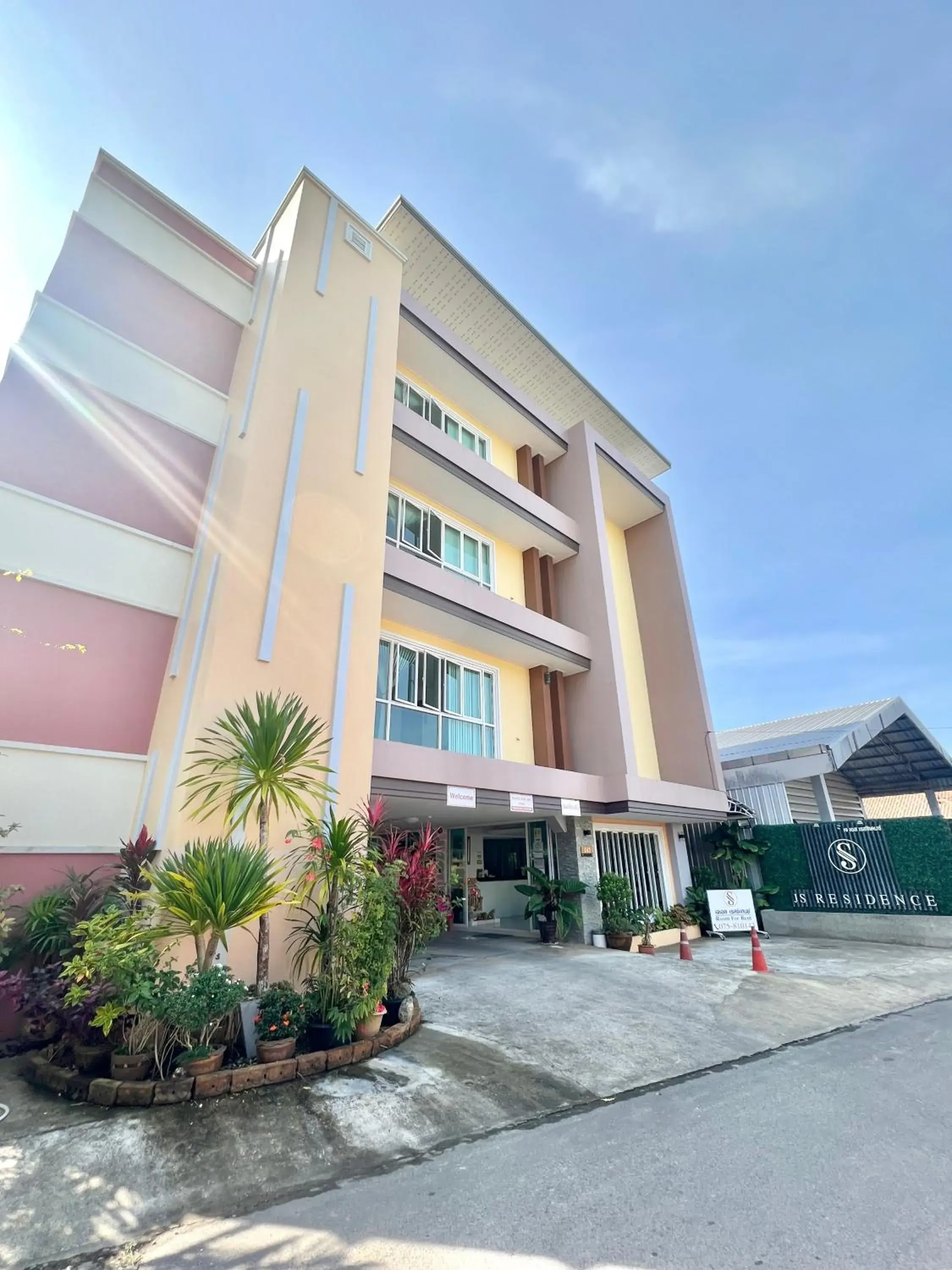 Property building in JS Residence Krabi Property building in JS Residence Krabi