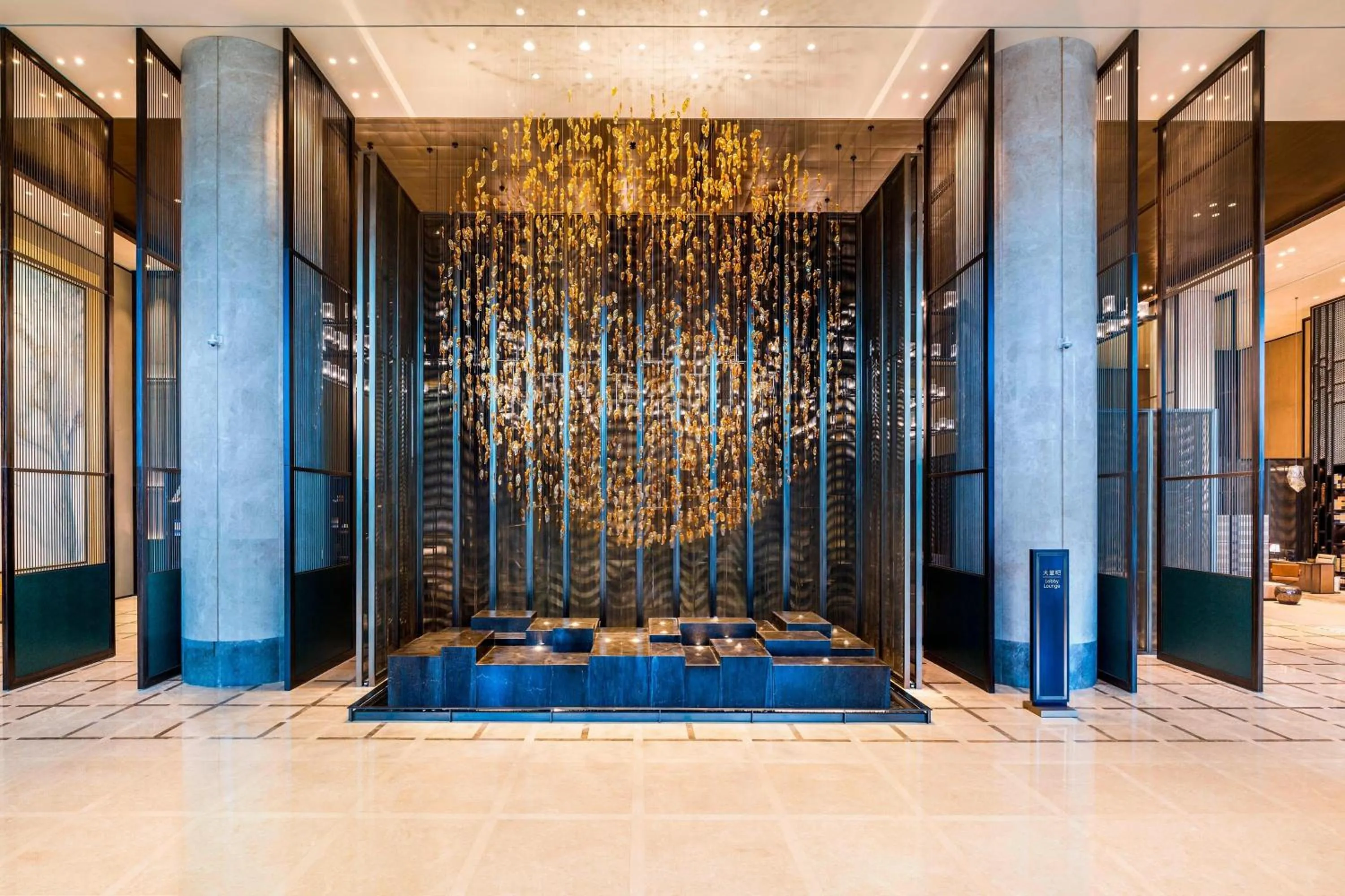 Lobby or reception in Meixi Lake Hotel, a Luxury Collection Hotel, Changsha