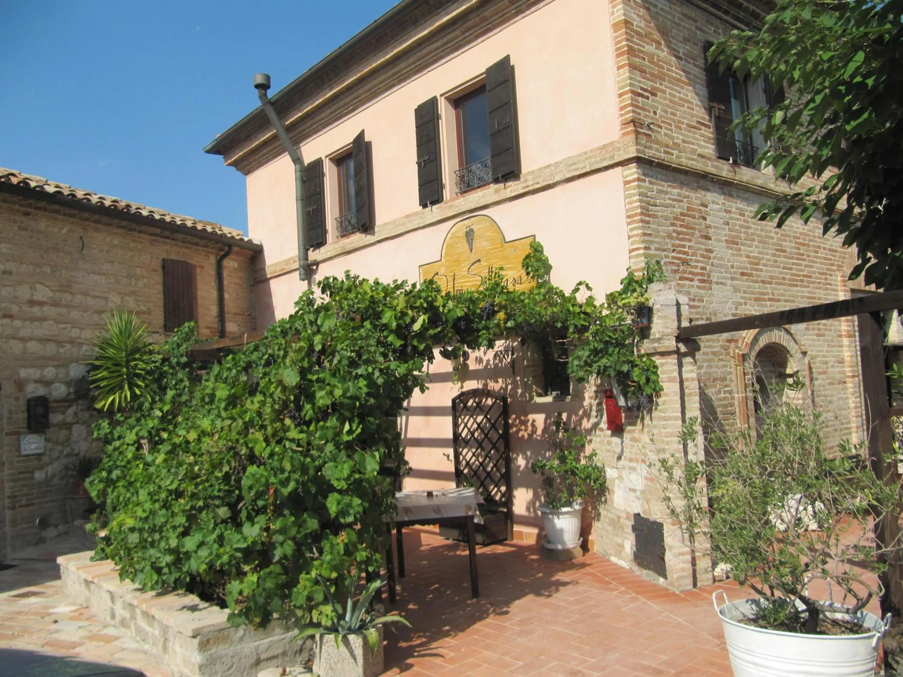 Property building in Acquamarina B&B Casa vacanze