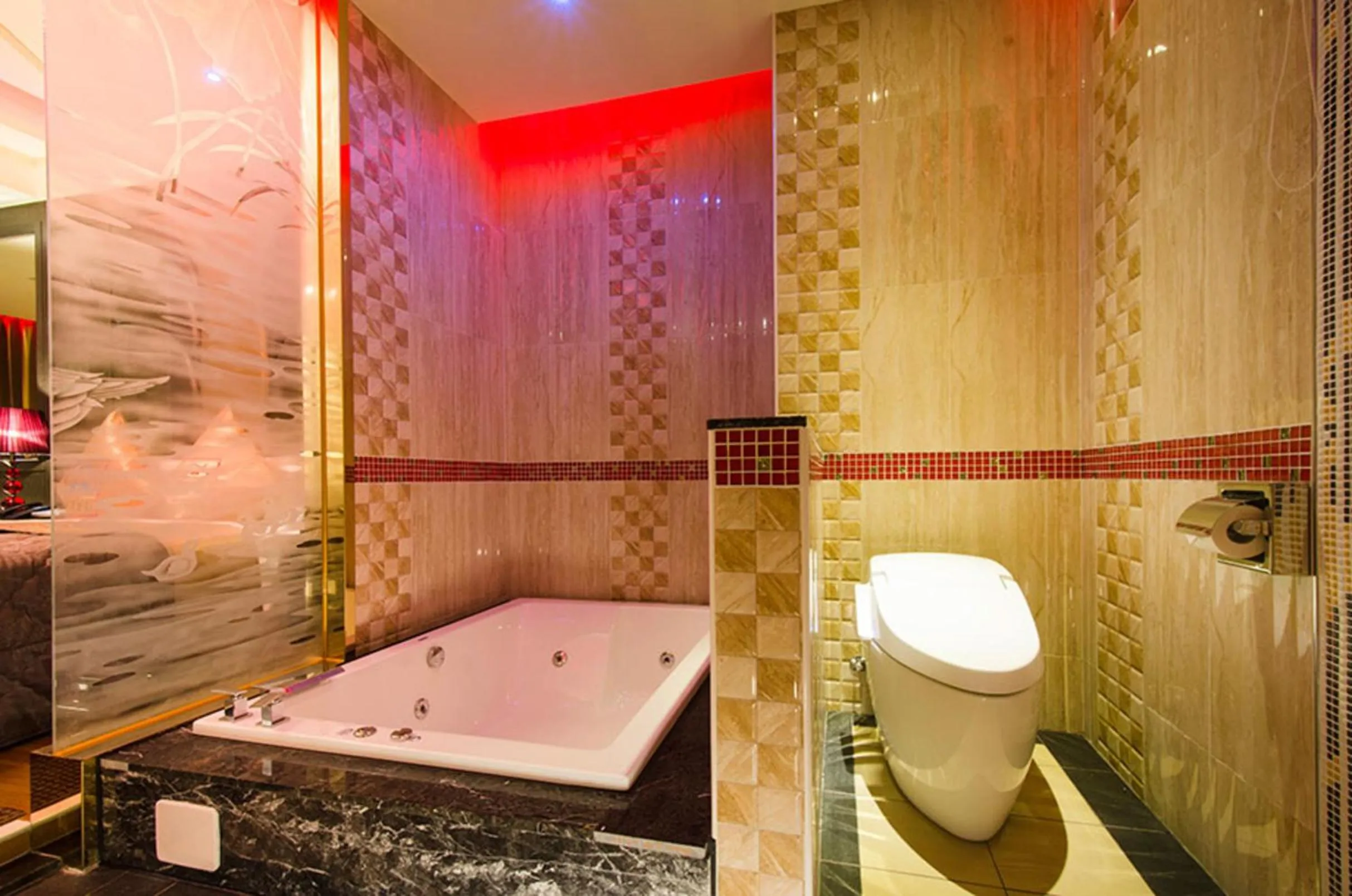 Toilet in 正一經典汽車商務旅館2館-台東縣旅館119號