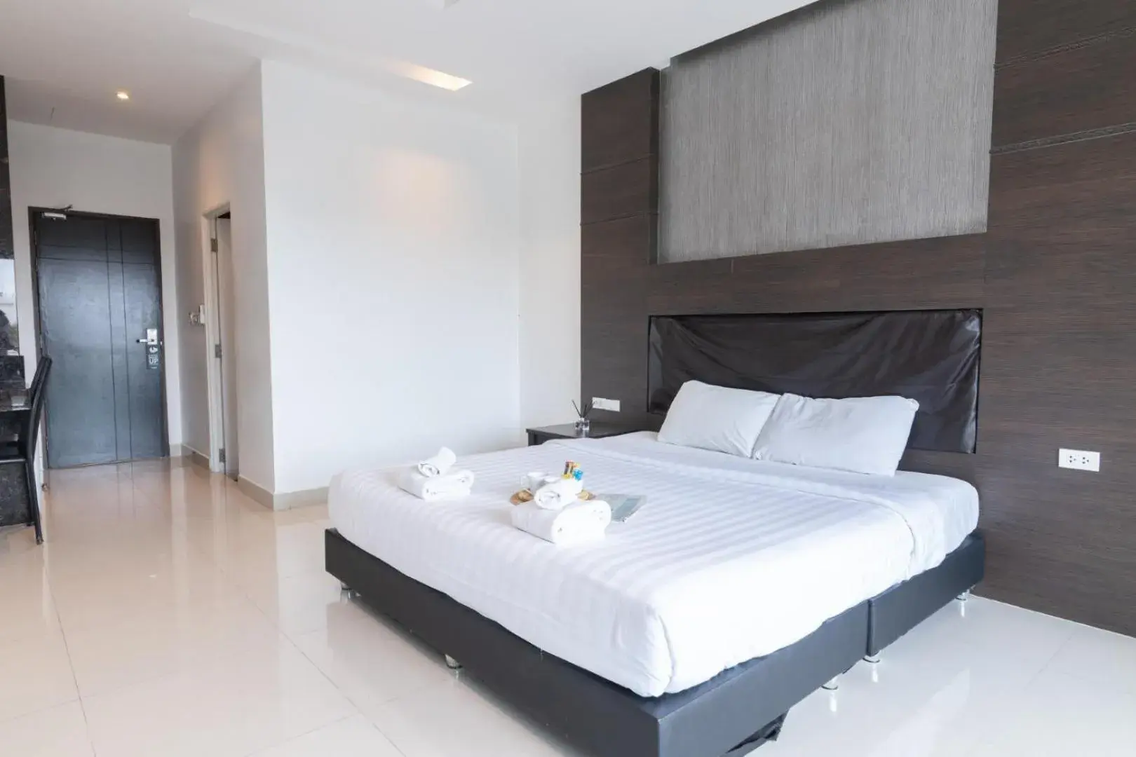 Bedroom, Bed in Tribe Pattaya SHA certificated