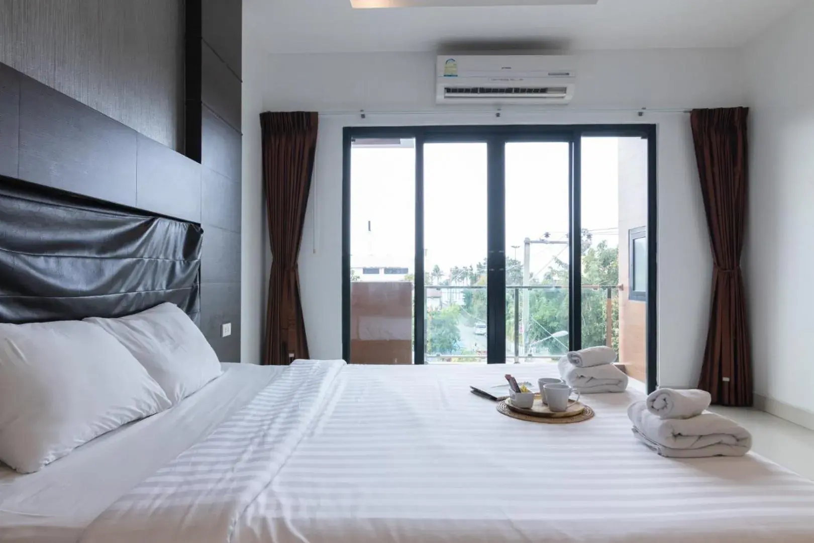 Bedroom, Bed in Tribe Pattaya SHA certificated