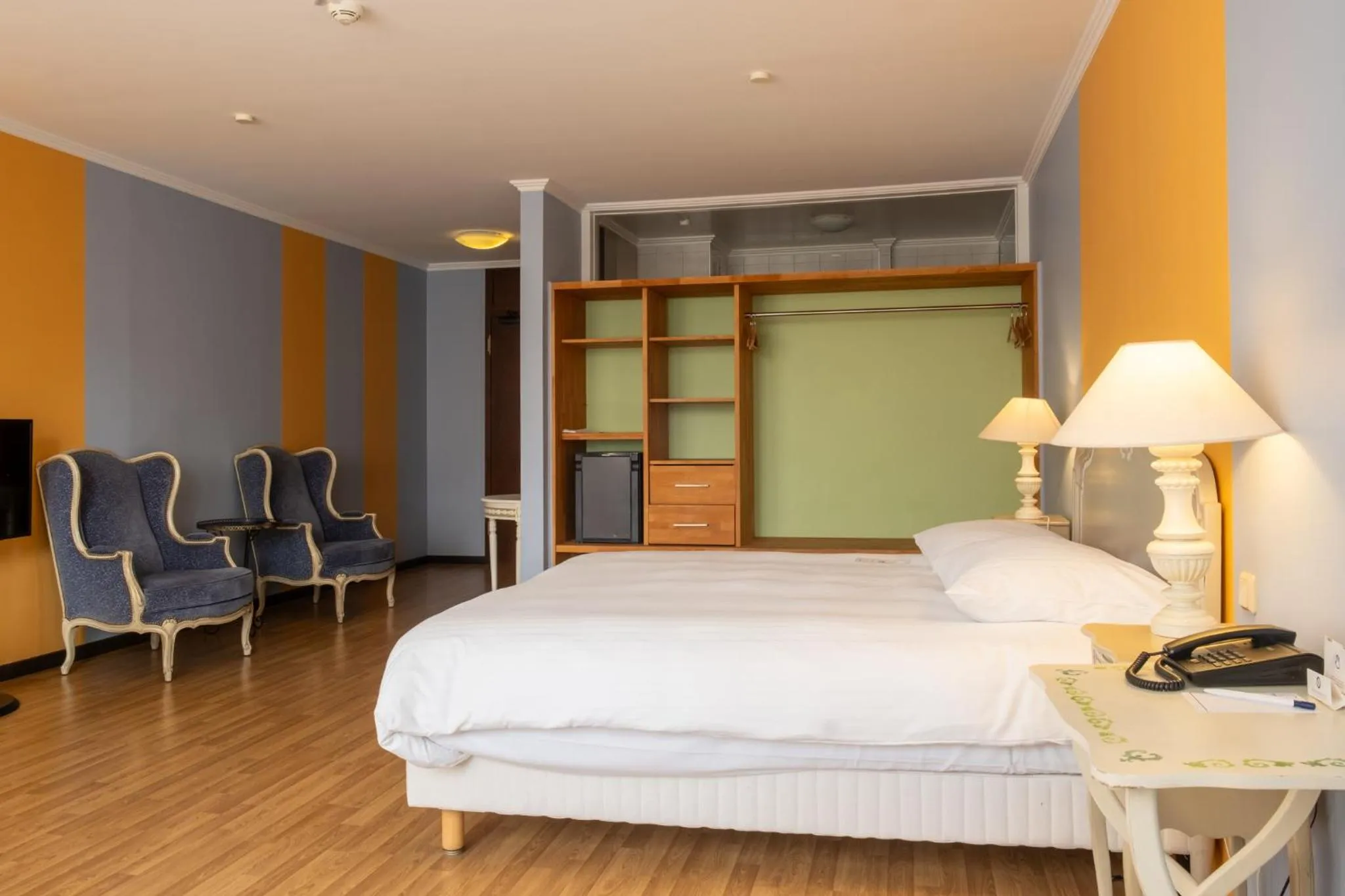 Bedroom, Bed in Hotel Parc Belle-Vue