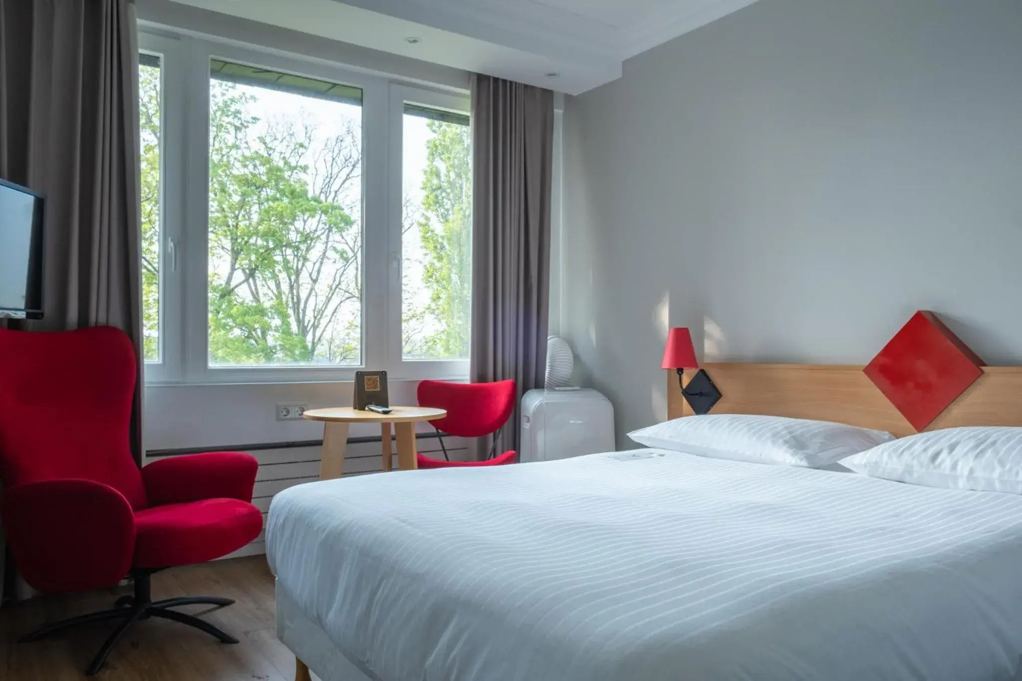 Standard Double Room in Hotel Parc Belle-Vue Standard Double Room in Hotel Parc Belle-Vue