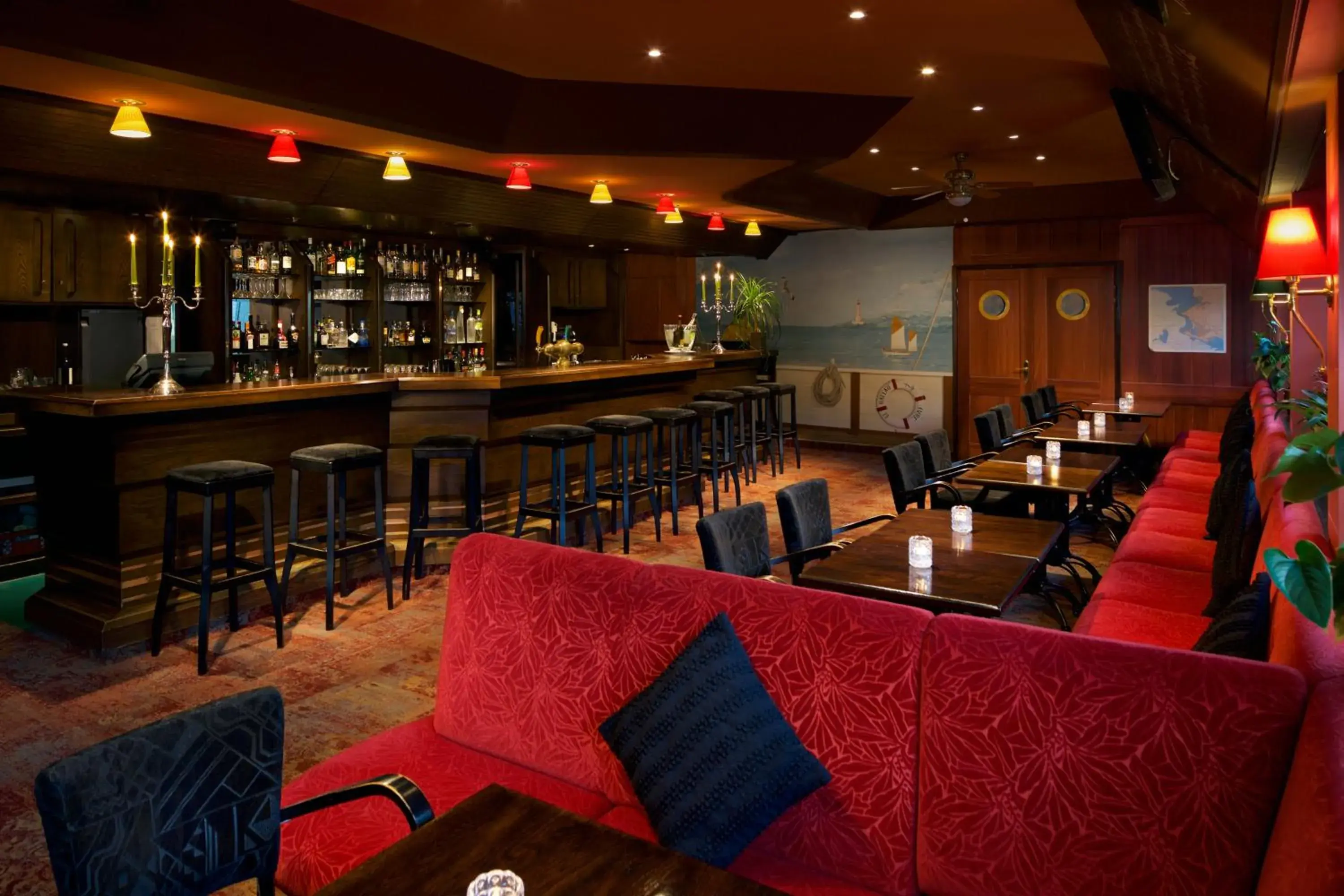 Lounge or bar in Hotel Parc Belle-Vue Lounge or bar in Hotel Parc Belle-Vue