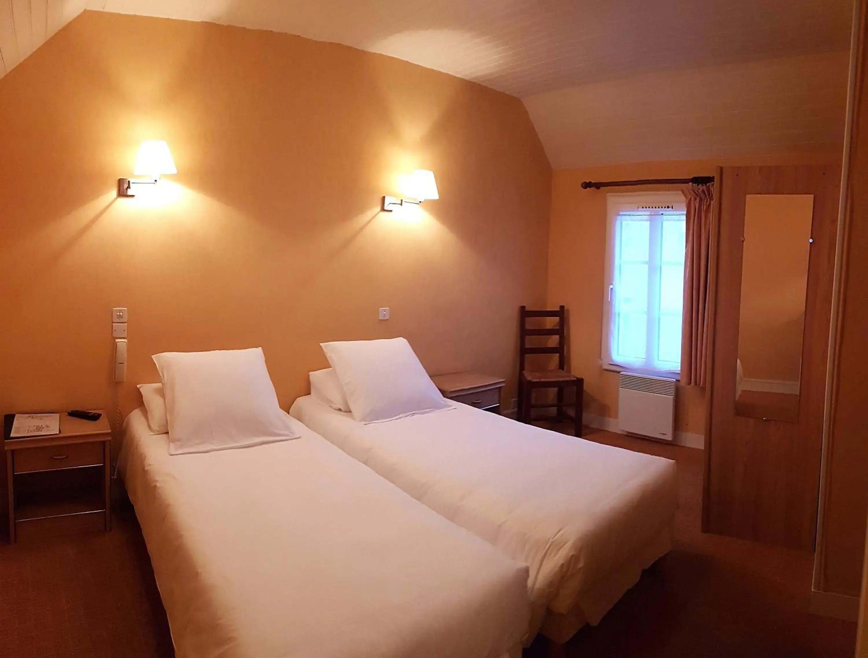 Double or Twin Room in Le Declic Double or Twin Room in Le Declic