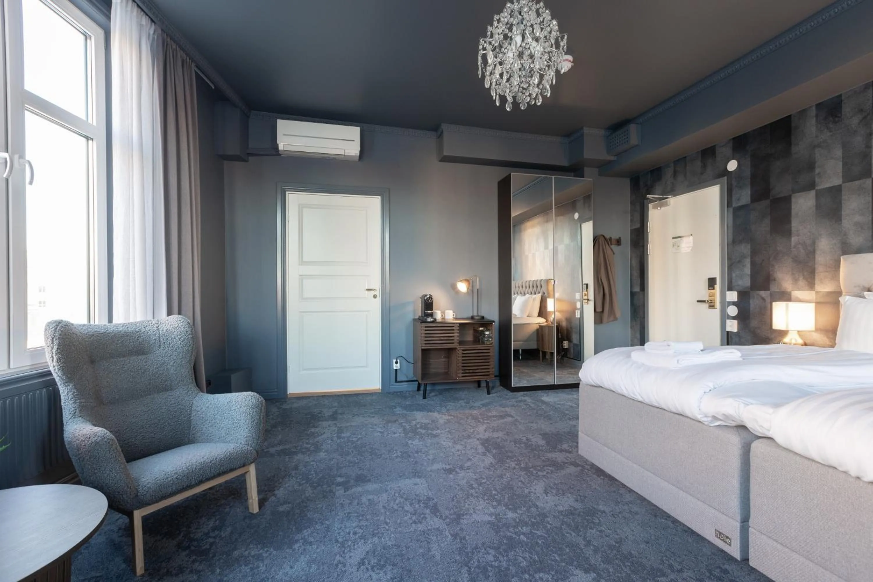 Property building, Bed in Hotell Drottninggatan 11