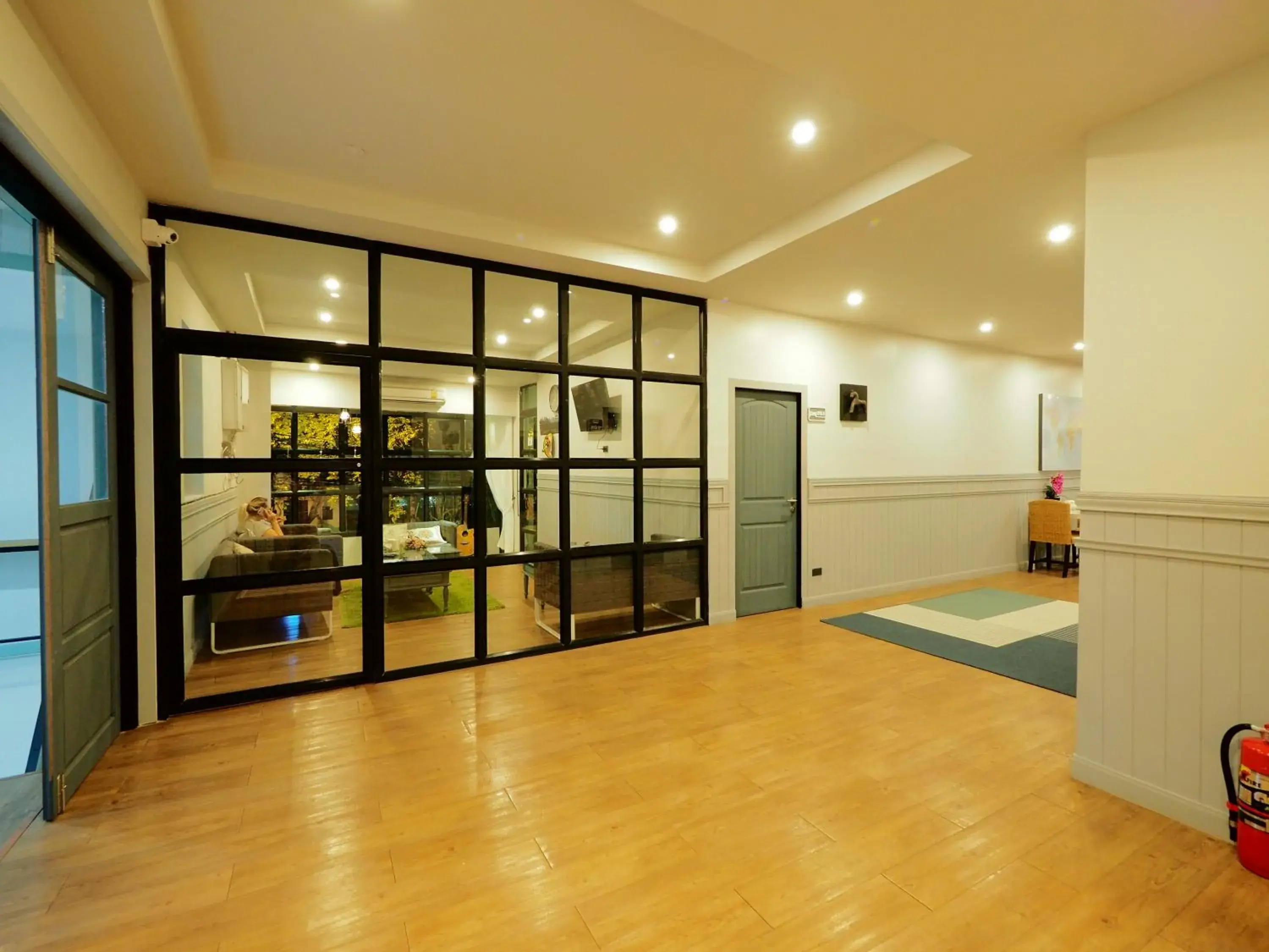 Photo of the whole room in Uno Chiangmai Photo of the whole room in Uno Chiangmai