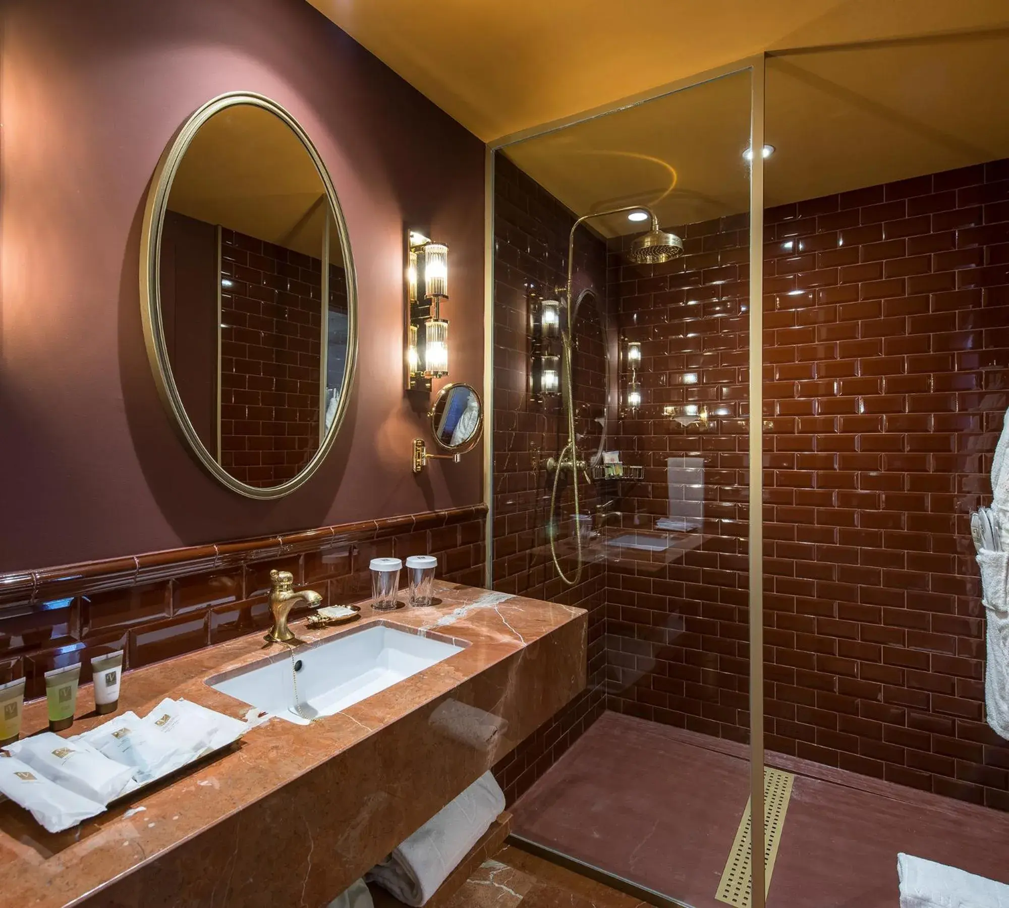 Bathroom in Vincci Mae Bathroom in Vincci Mae