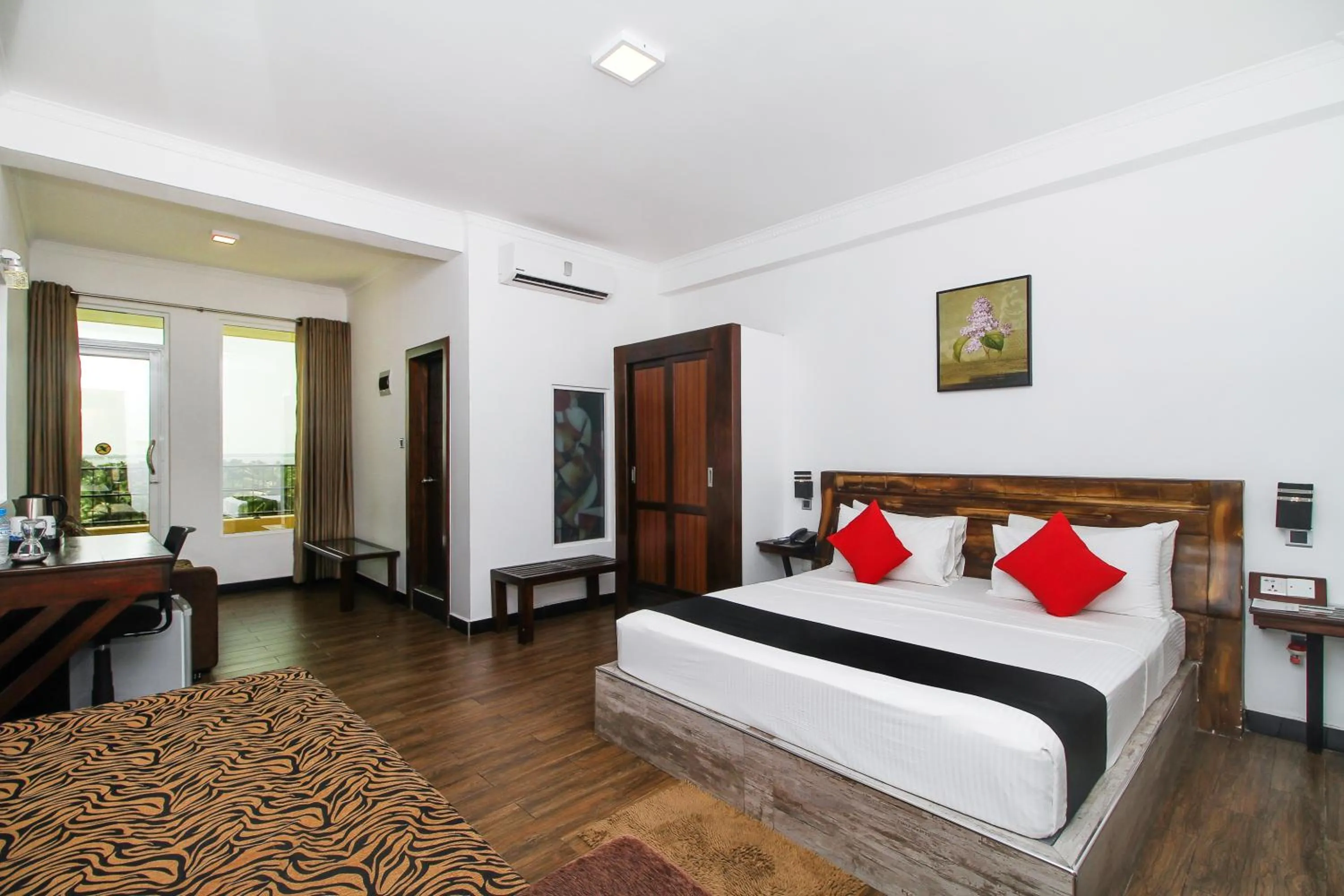 Bedroom, Bed in Sasha Transit Hotel