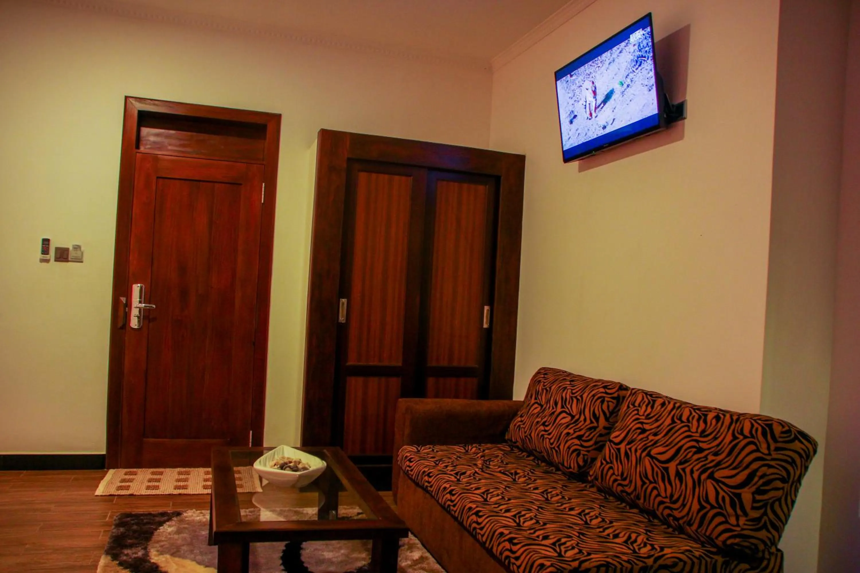 Photo of the whole room in Sasha Transit Hotel