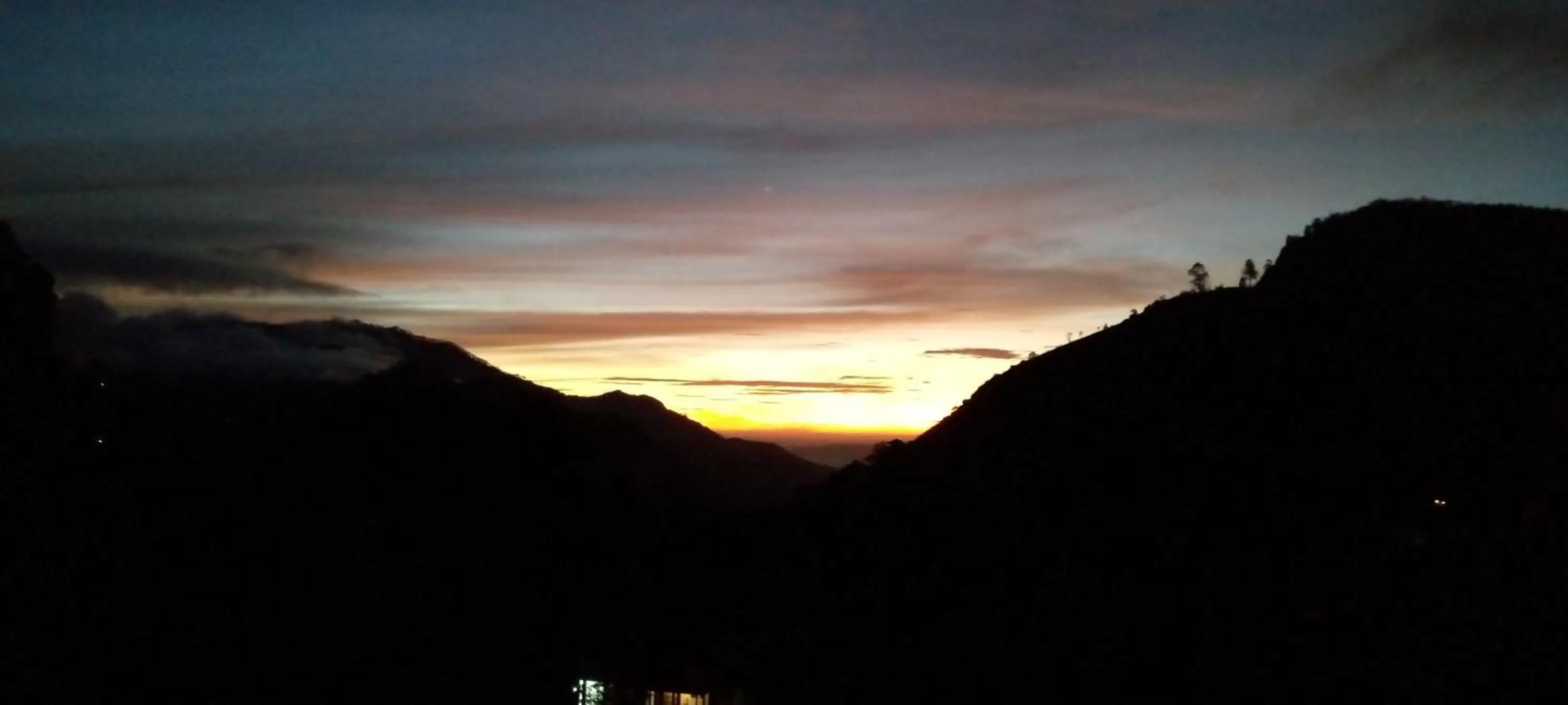 Mountain view in Dimuthu Home Stay