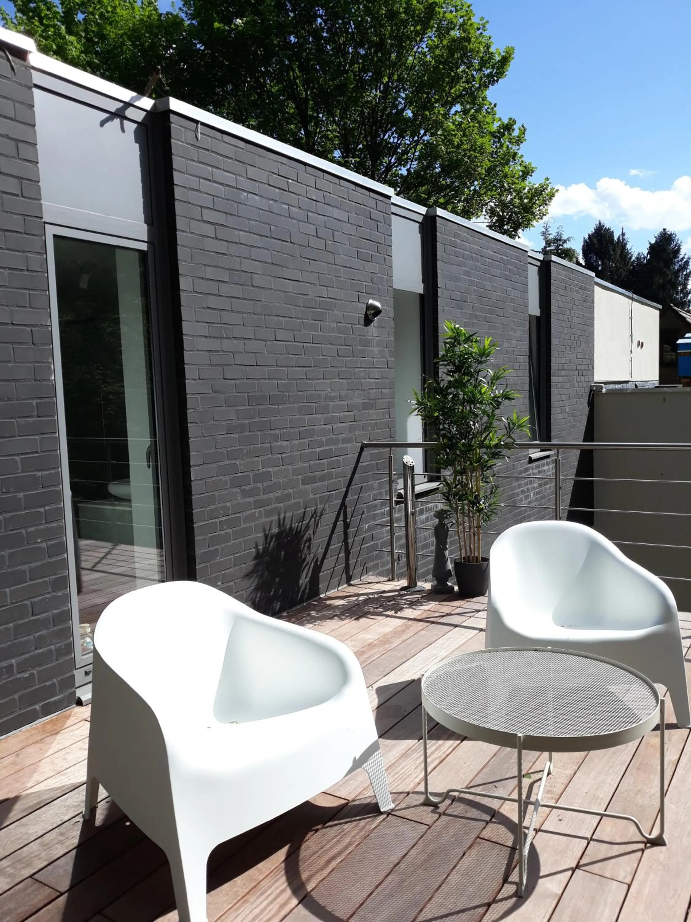 Patio in Table et chambre particulière