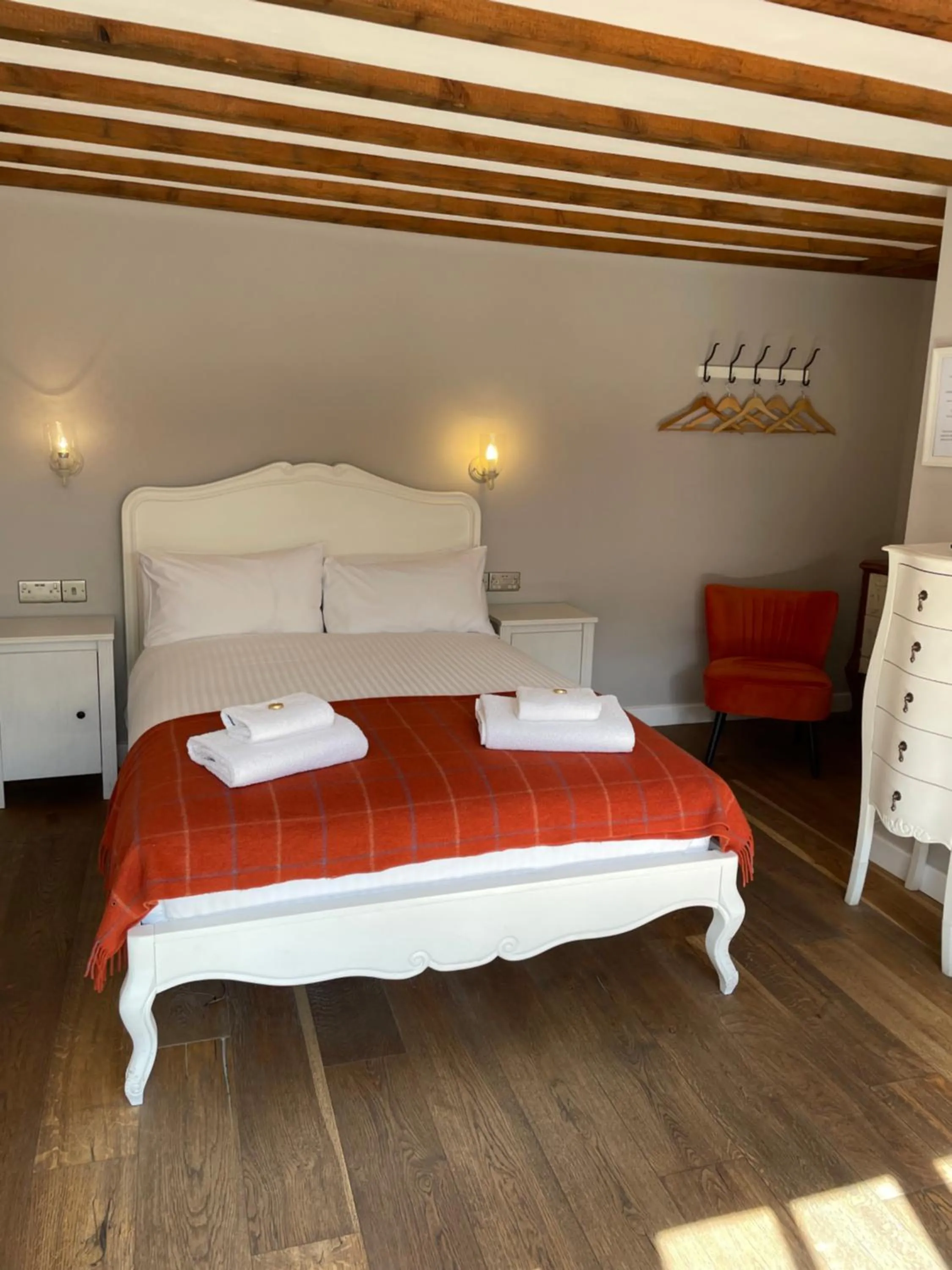 Bed in The Queen Matilda Country Rooms