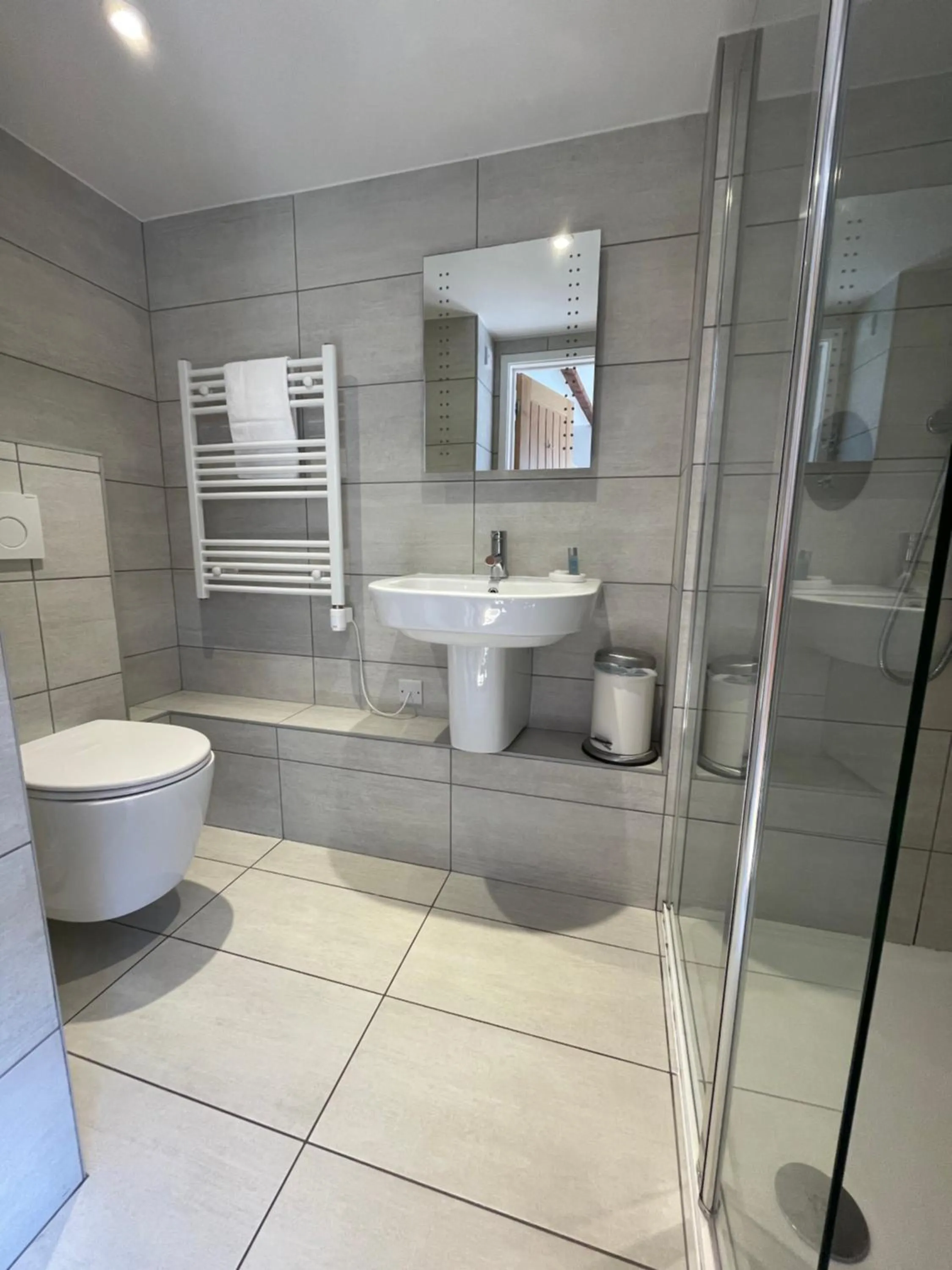 The Queen Matilda Country Rooms
