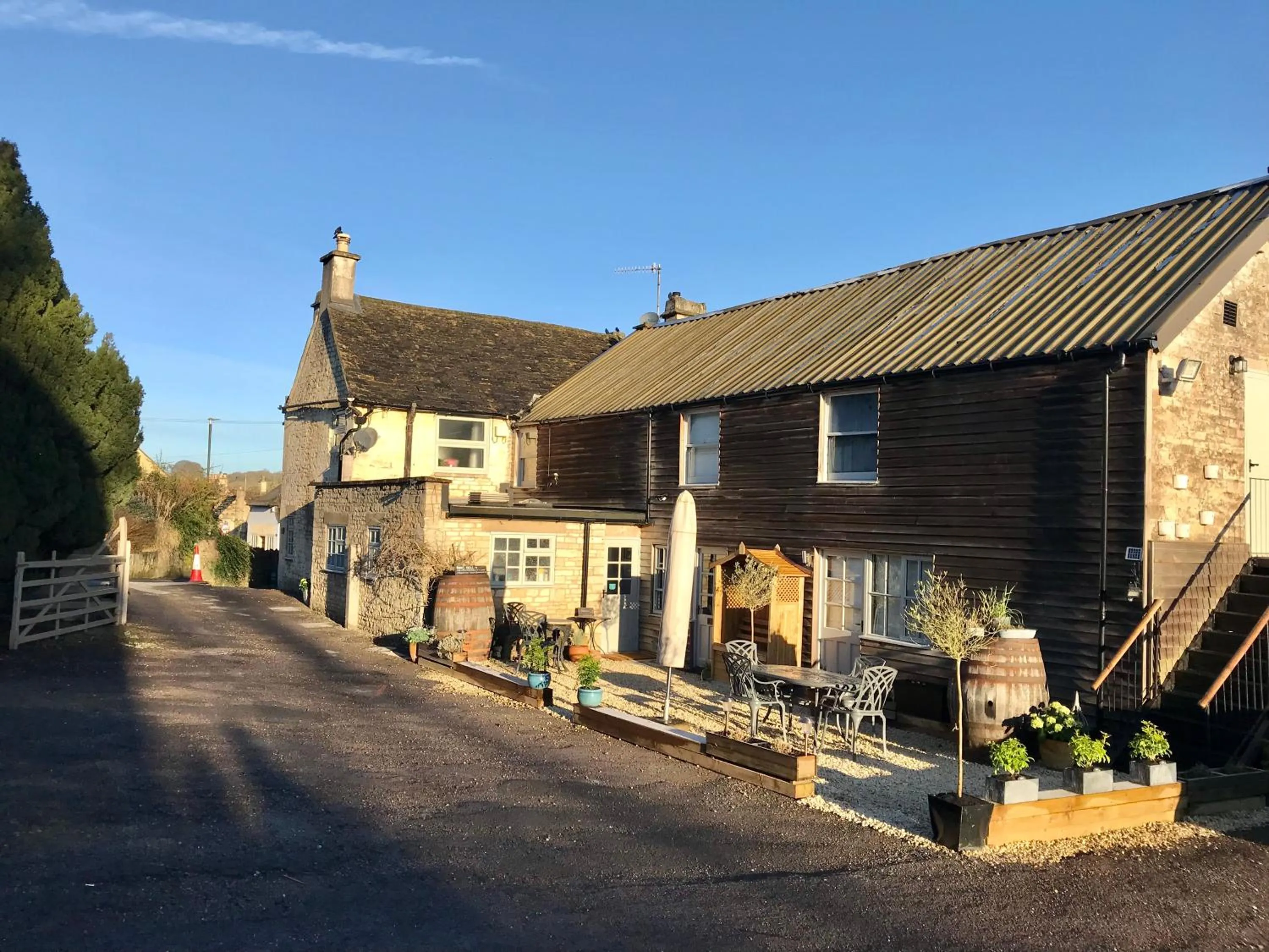 The Queen Matilda Country Rooms
