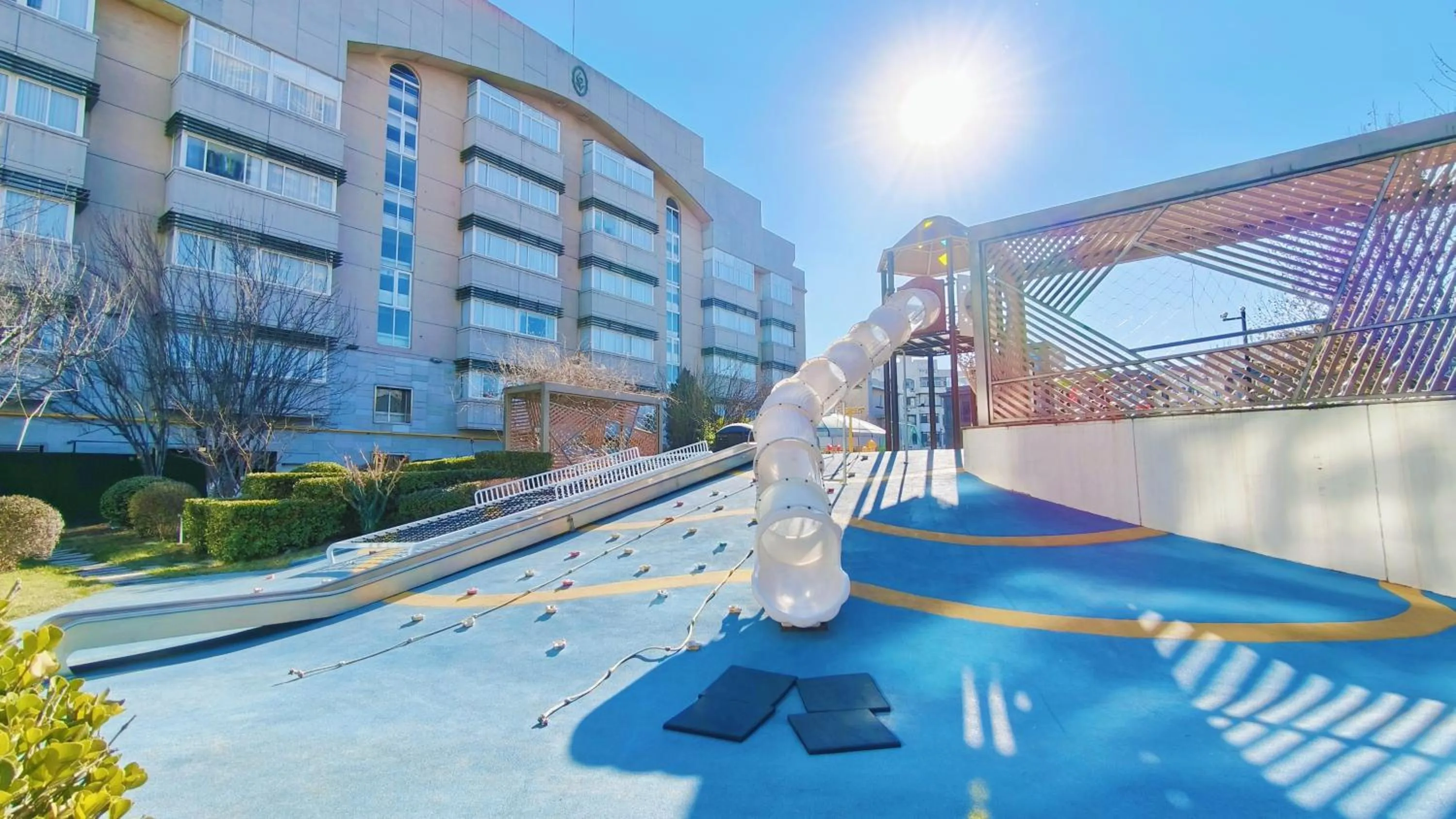 Children play ground in Green Park Hotel Tianjin