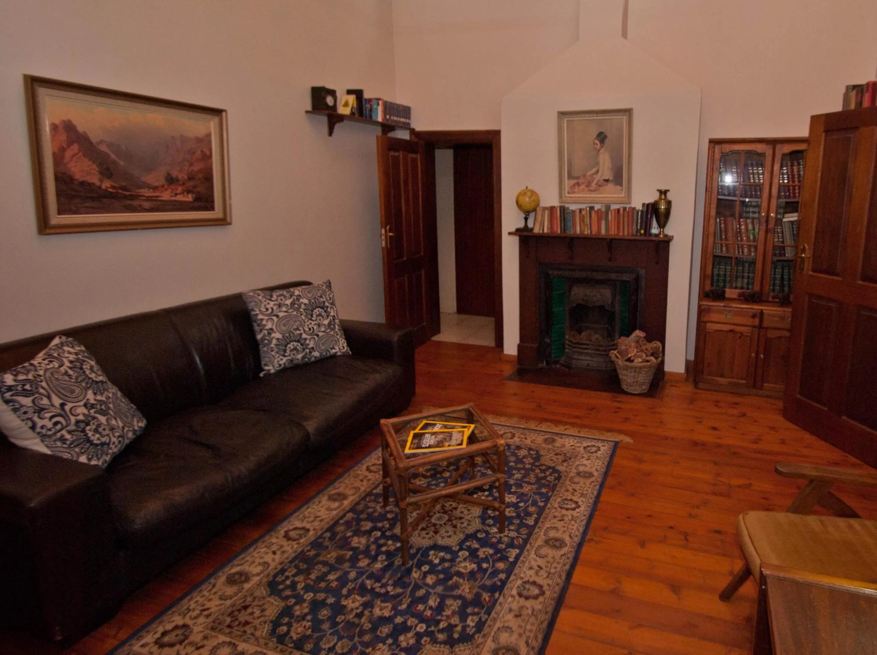 Communal lounge/ TV room in Huys ten Bosch
