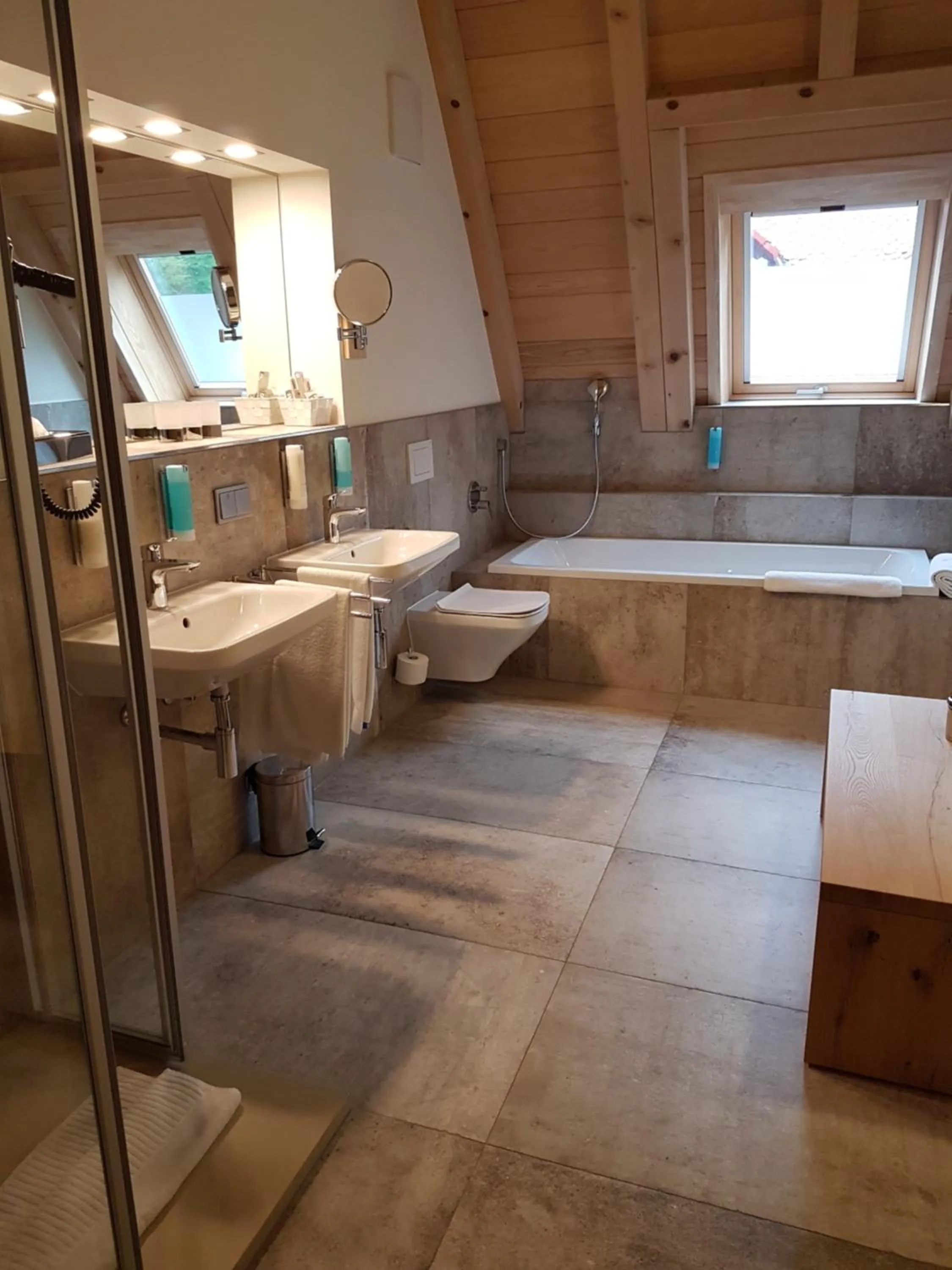 Bathroom in Gästehaus der Geroldsauer Mühle